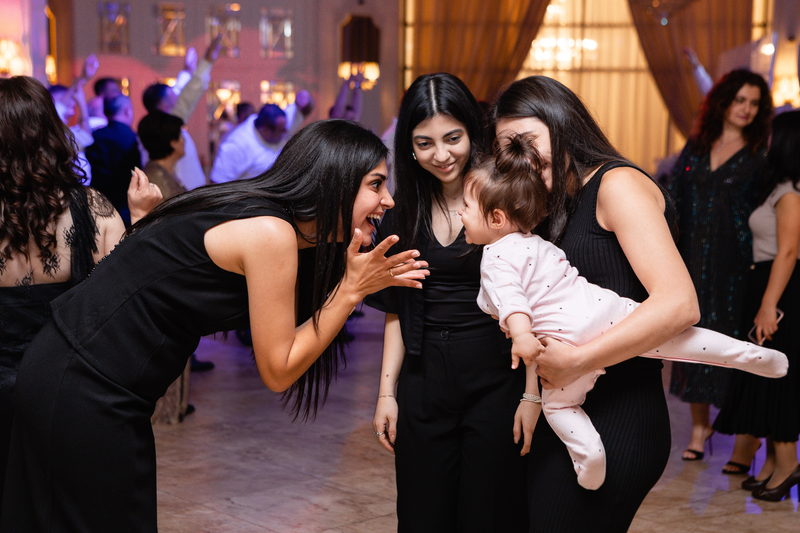 Фото и Видеосъемка Корпоративов и Праздников в СПб. Фото и Видеосъемка на ваше мероприятие. Александр Романов