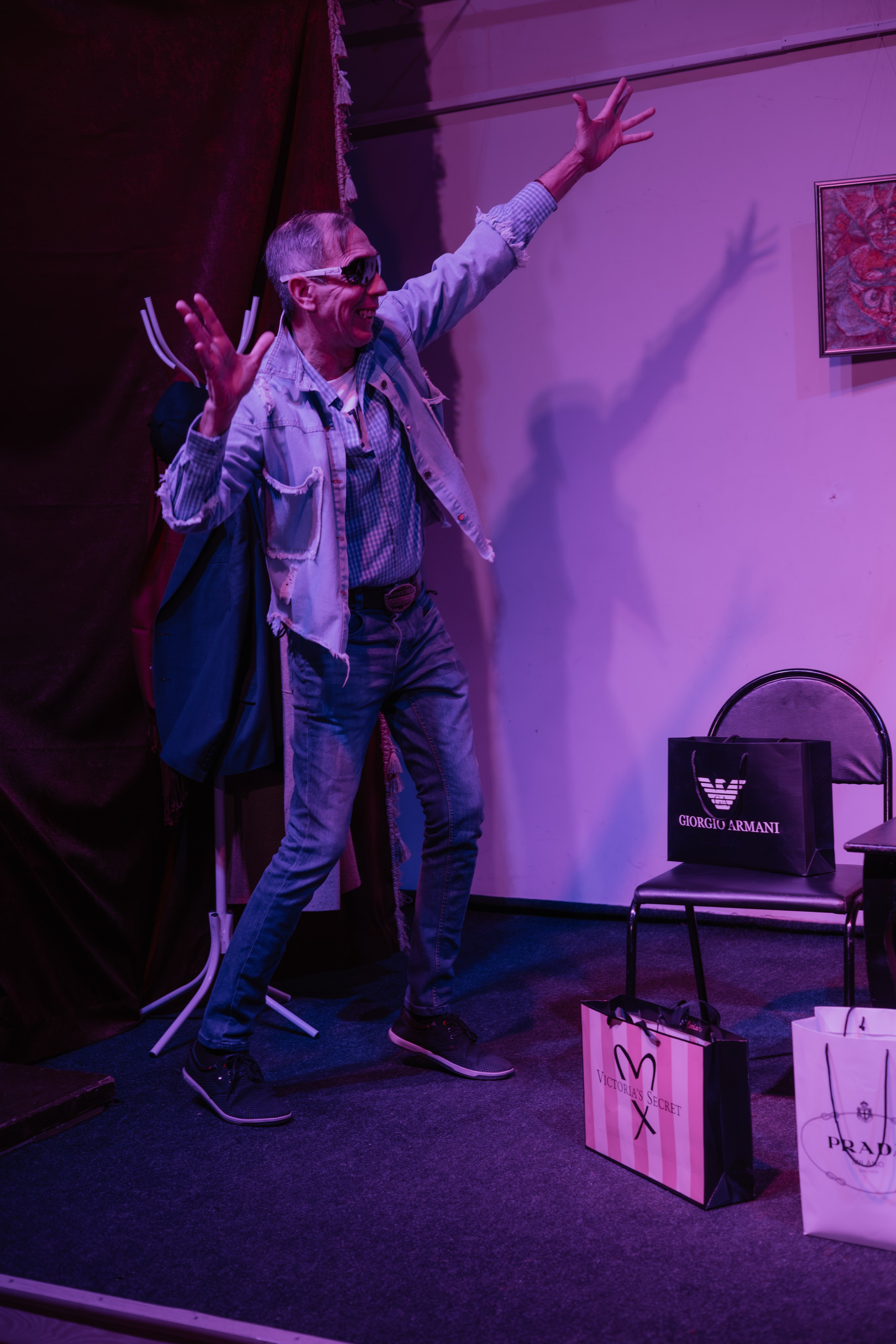 Дом актера «Денег много не бывает». Фотограф Марк Файзулин