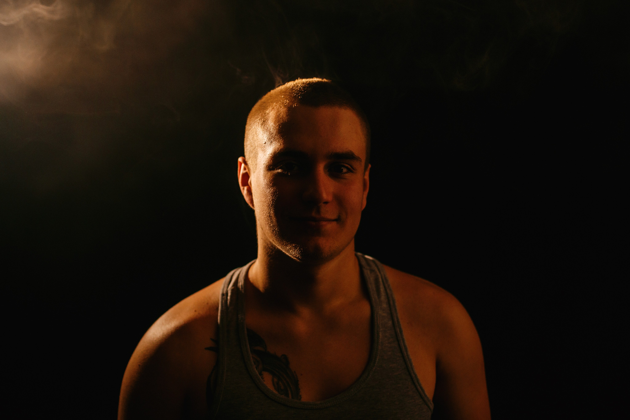 Съемка парня. Выпускные альбомы Искитим, Бердск и Новосибирск Крюкова Елена