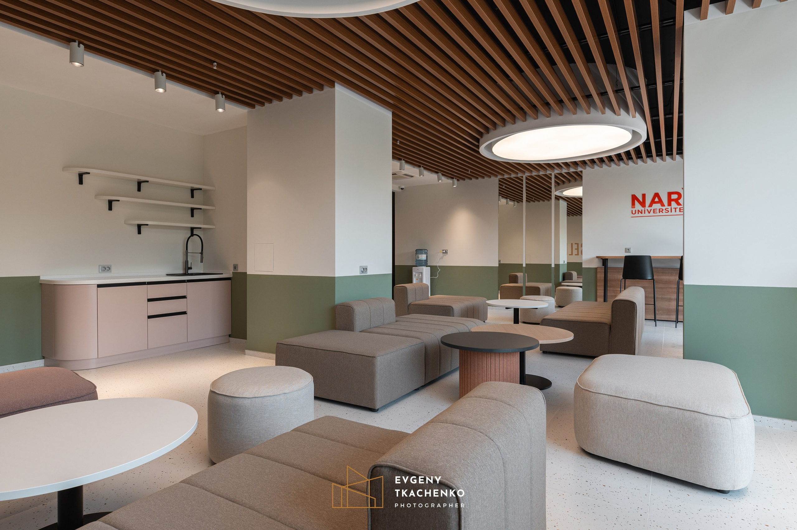 Общежитие университета NarXoz в Алматы. Архитектурный и интерьерный фотограф в Казахстане