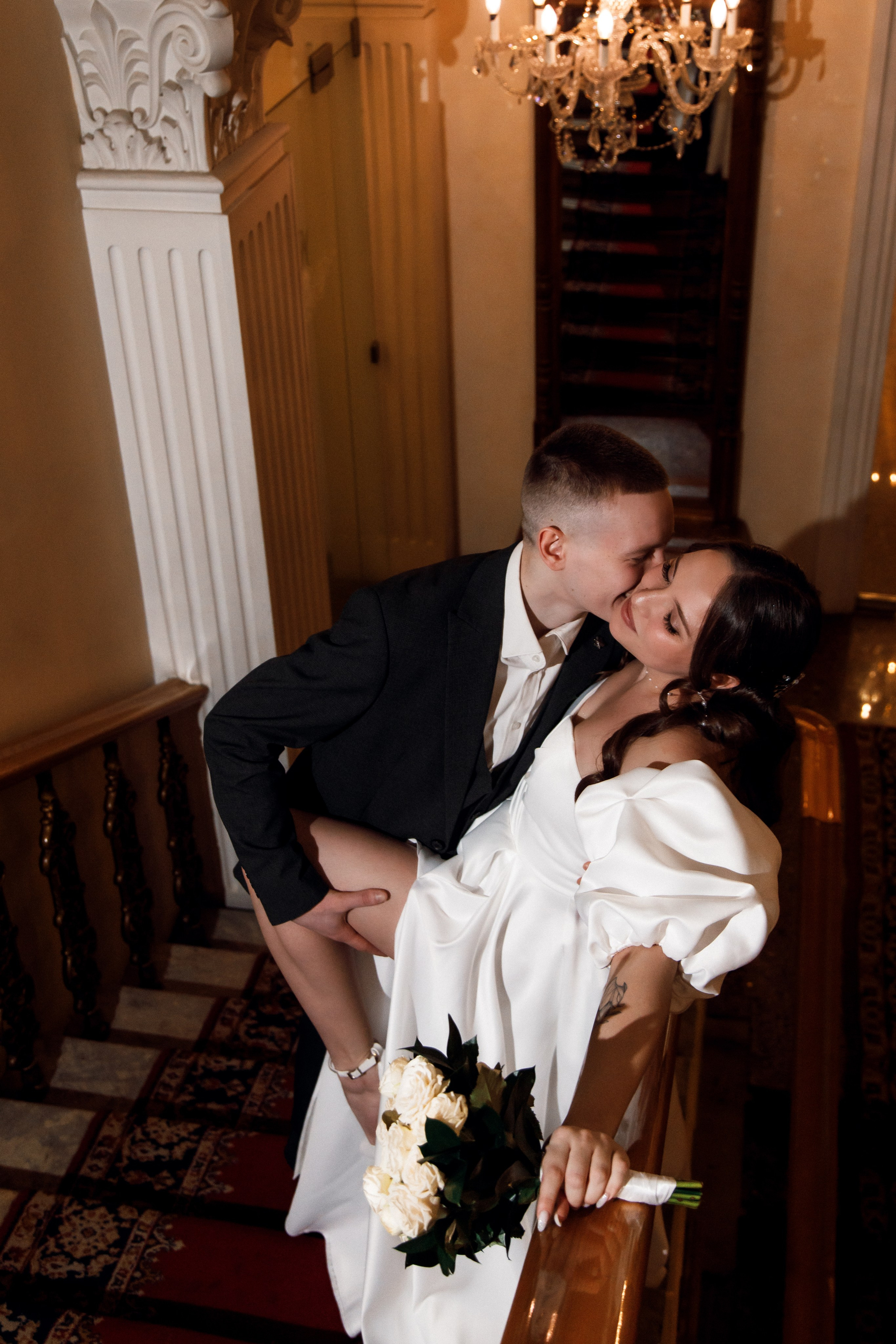 Центральная гостиница. Свадебный и семейный фотограф Екатеринбург Настя Саедгалина