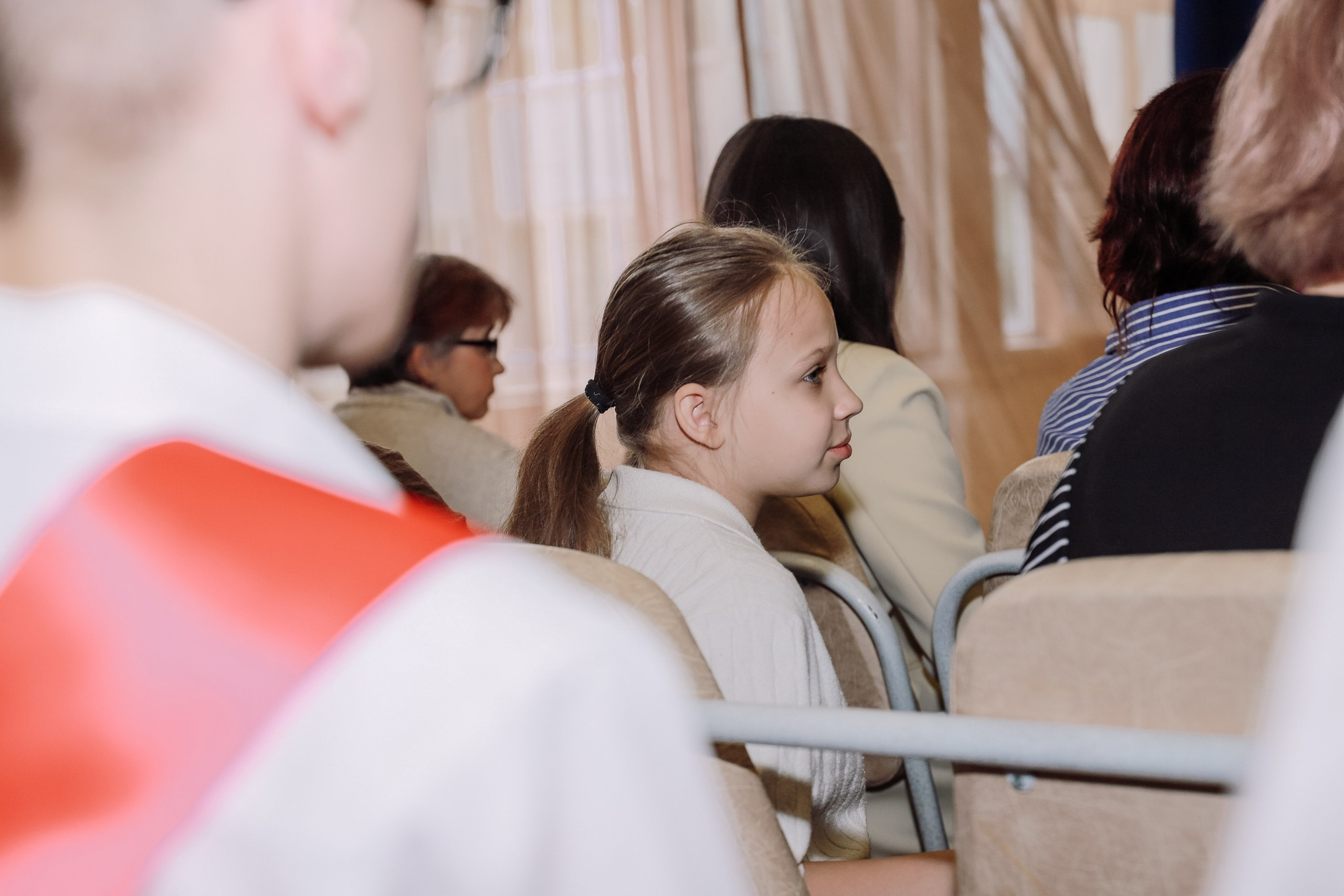 Последний звонок 9 кл № 26. Фотограф Юлия Мальцева