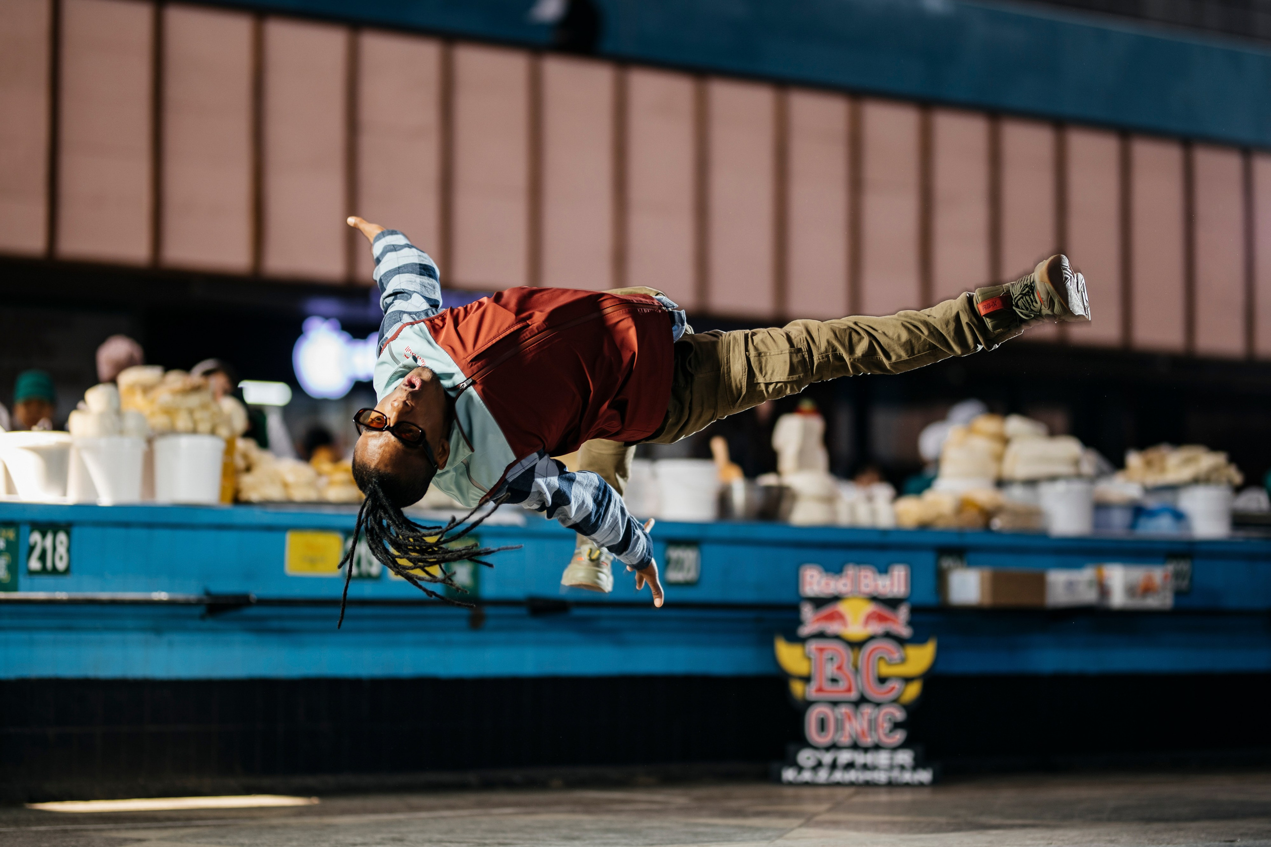 Action. Фотограф в Алматы Виктор Магдеев