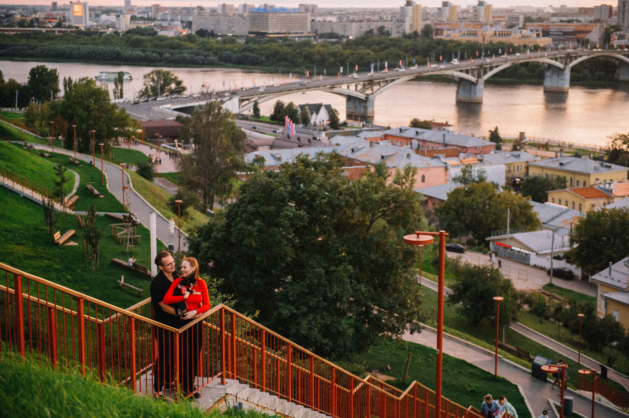 Лера, Илья и чихуахуа Наоми (Нижний Новгород, 2024). Анна Пушина, фотограф, Москва, Королев, Пушкино