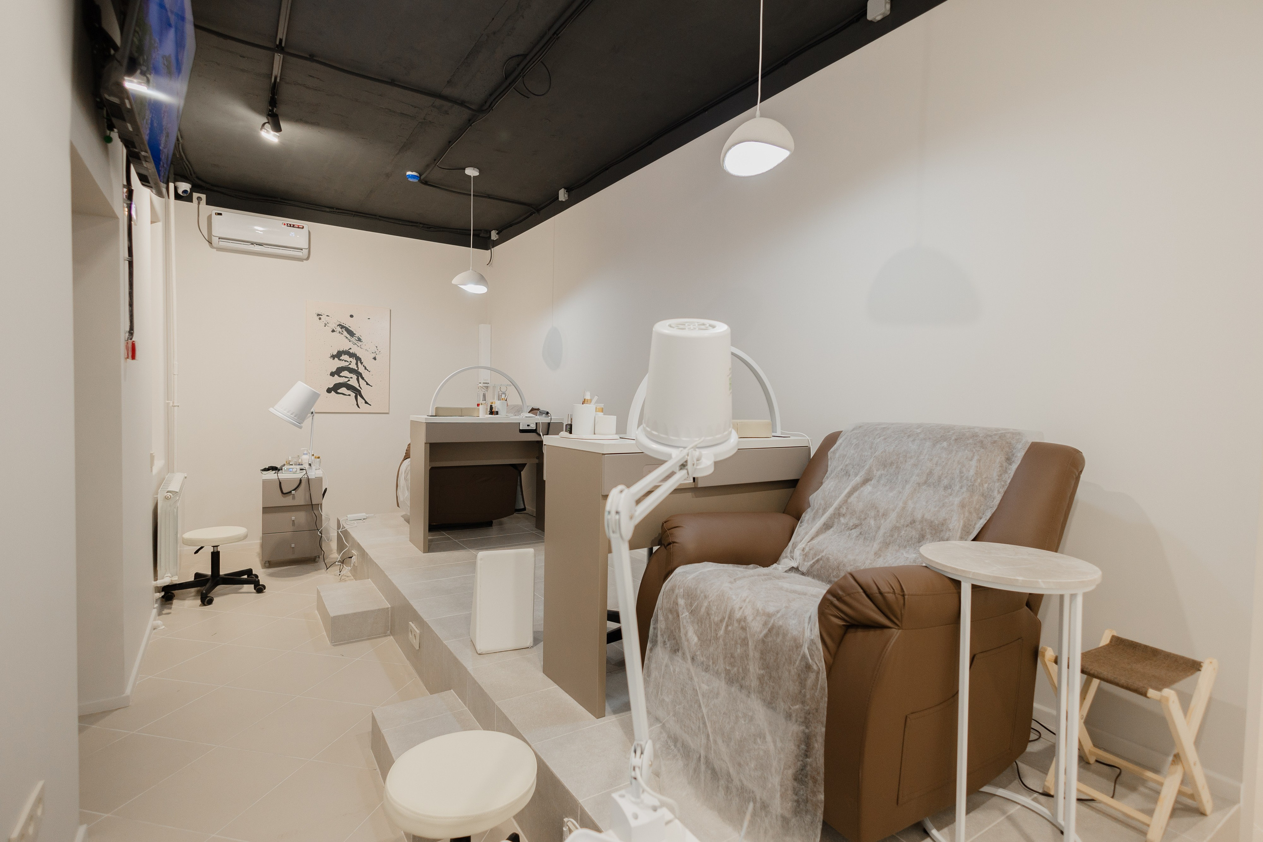 Студия красоты Искусство. Портретный и репортажный фотограф в Казани Максим Сипачев