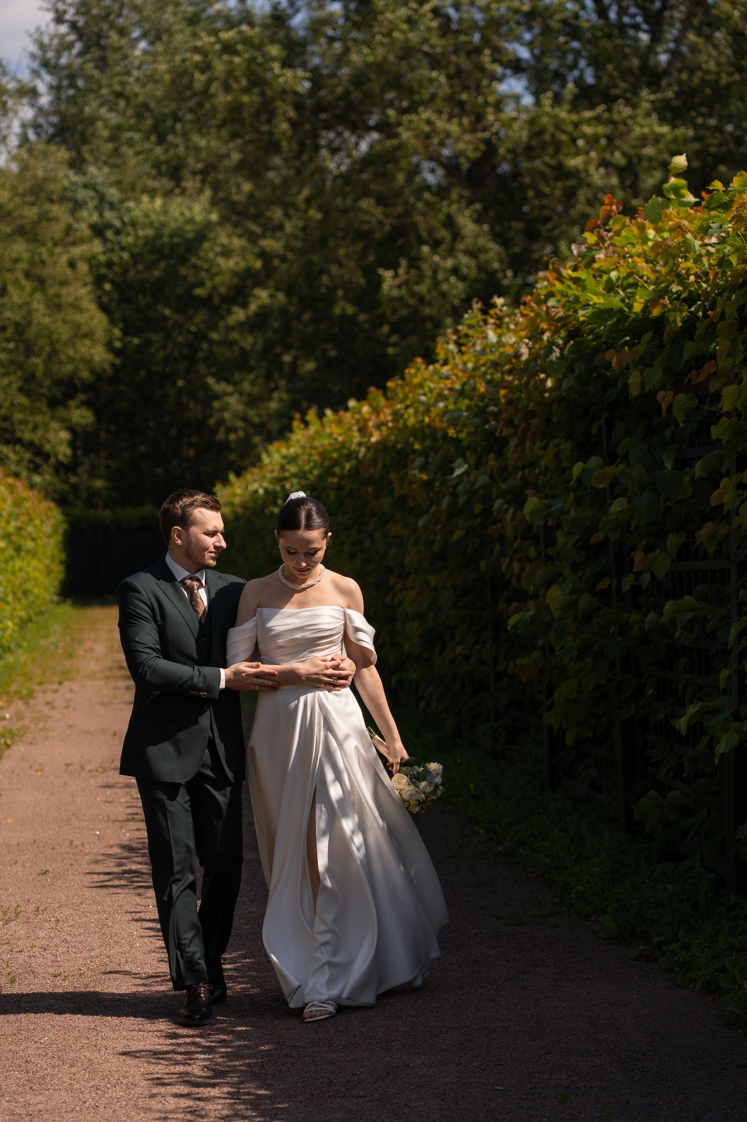 Влад и Илина в Кусково. Свадебный фотограф в Москве Анна Полушина