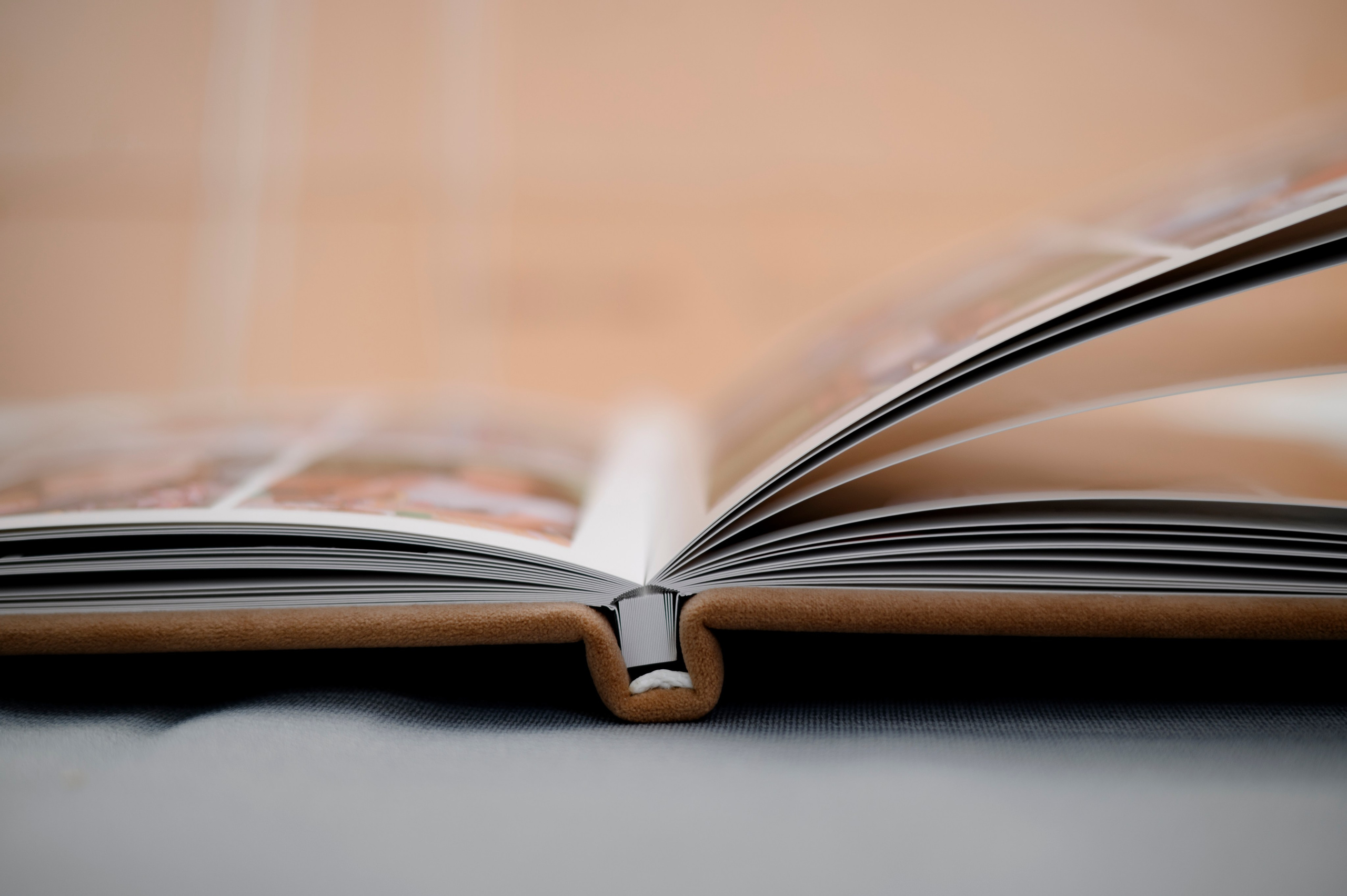 Полиграфические книги. Свадебные и семейные фотокниги