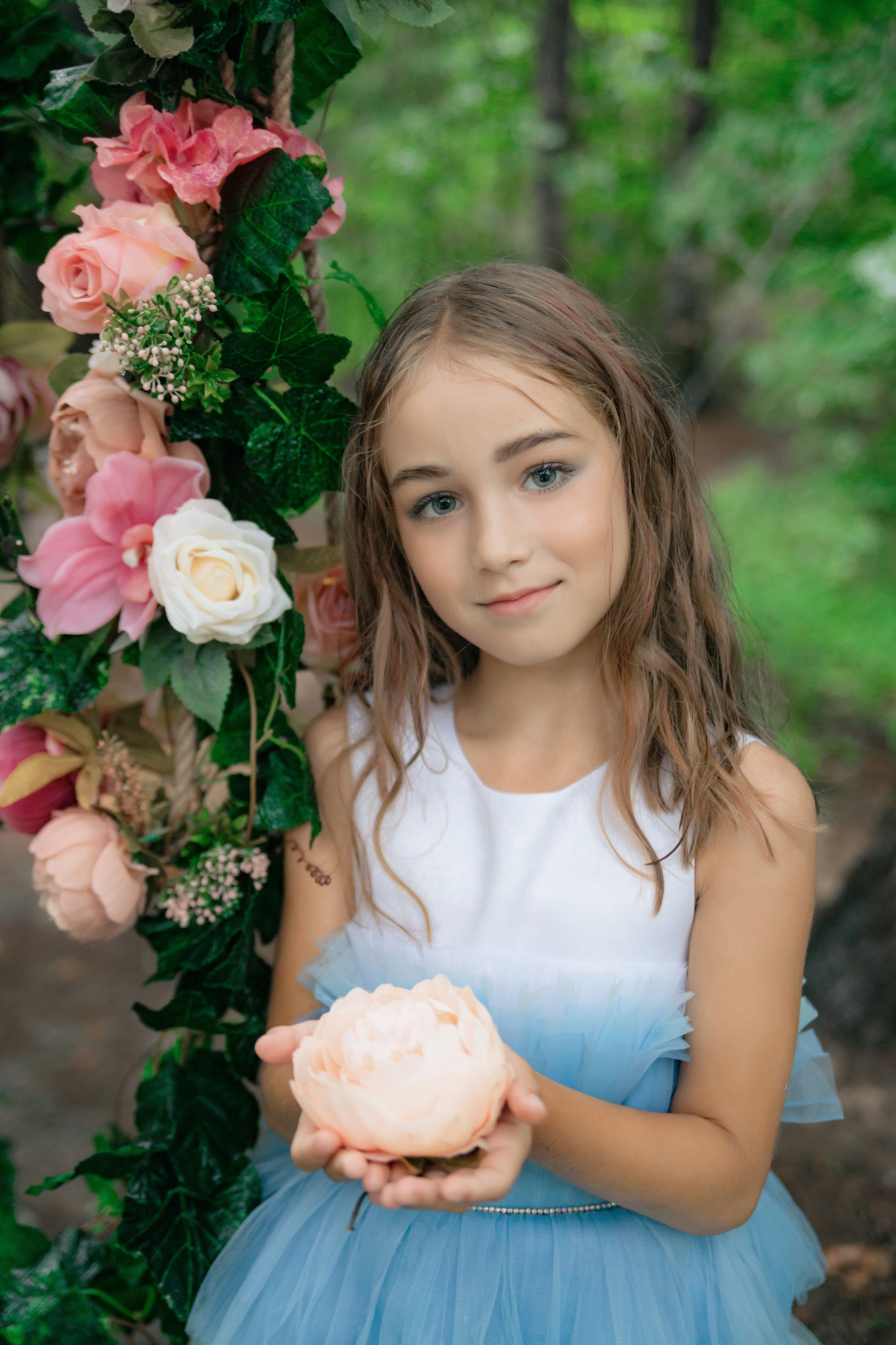 Фотопроект "Цветочные качели"