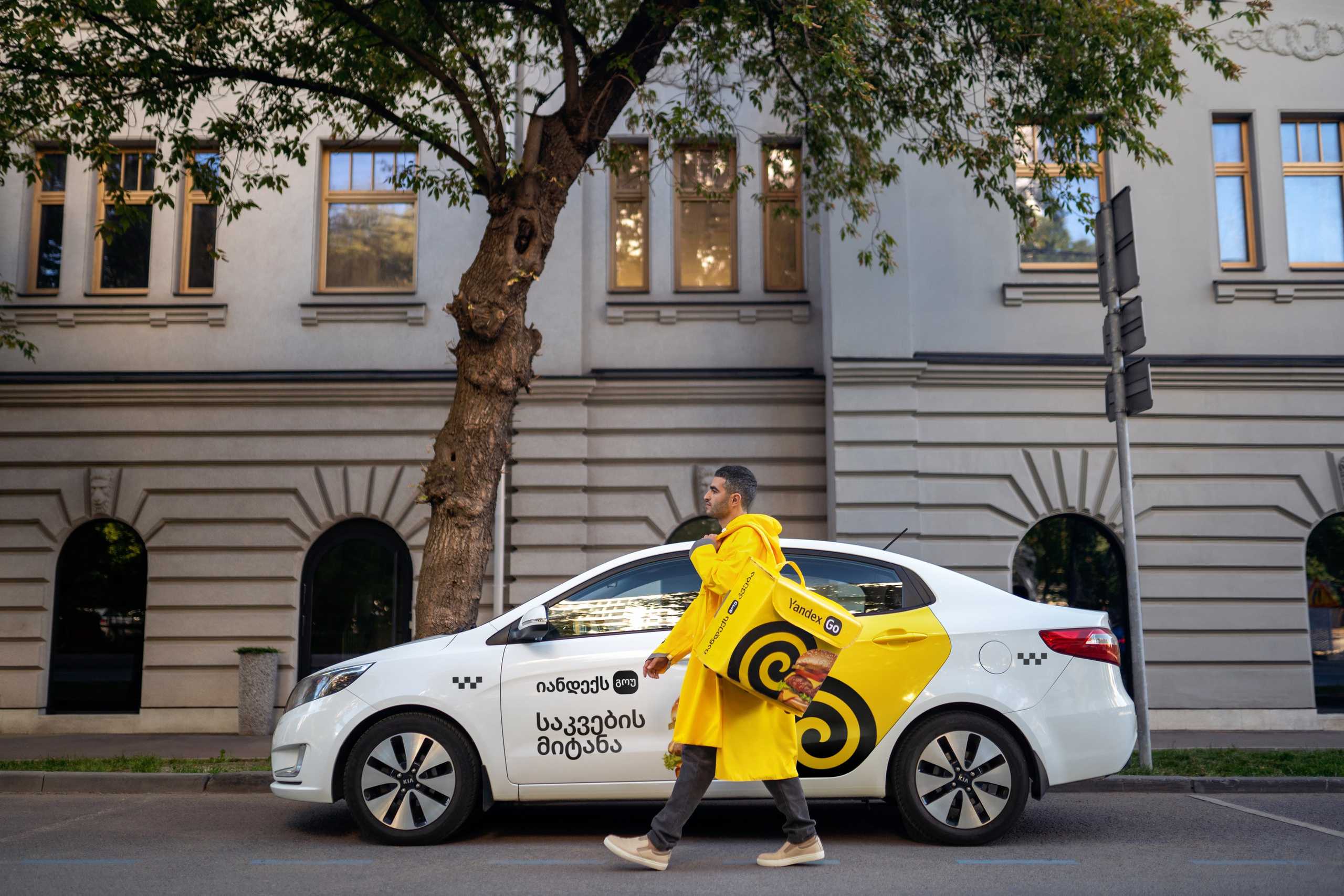 Yandex Eats. Евгений Бреча. Коммерческий и бэкстейдж фотограф в Москве
