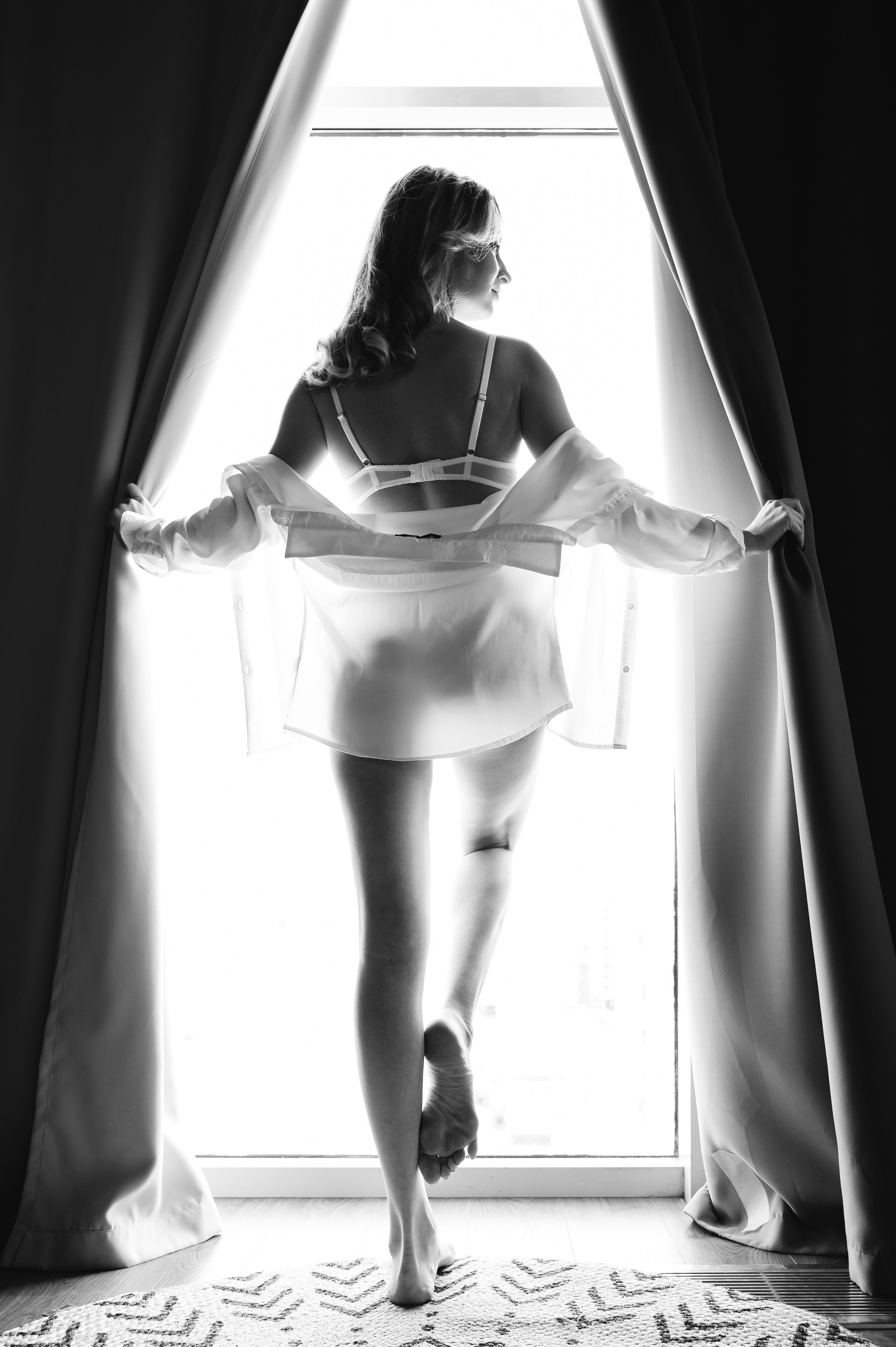 Главная-монохром