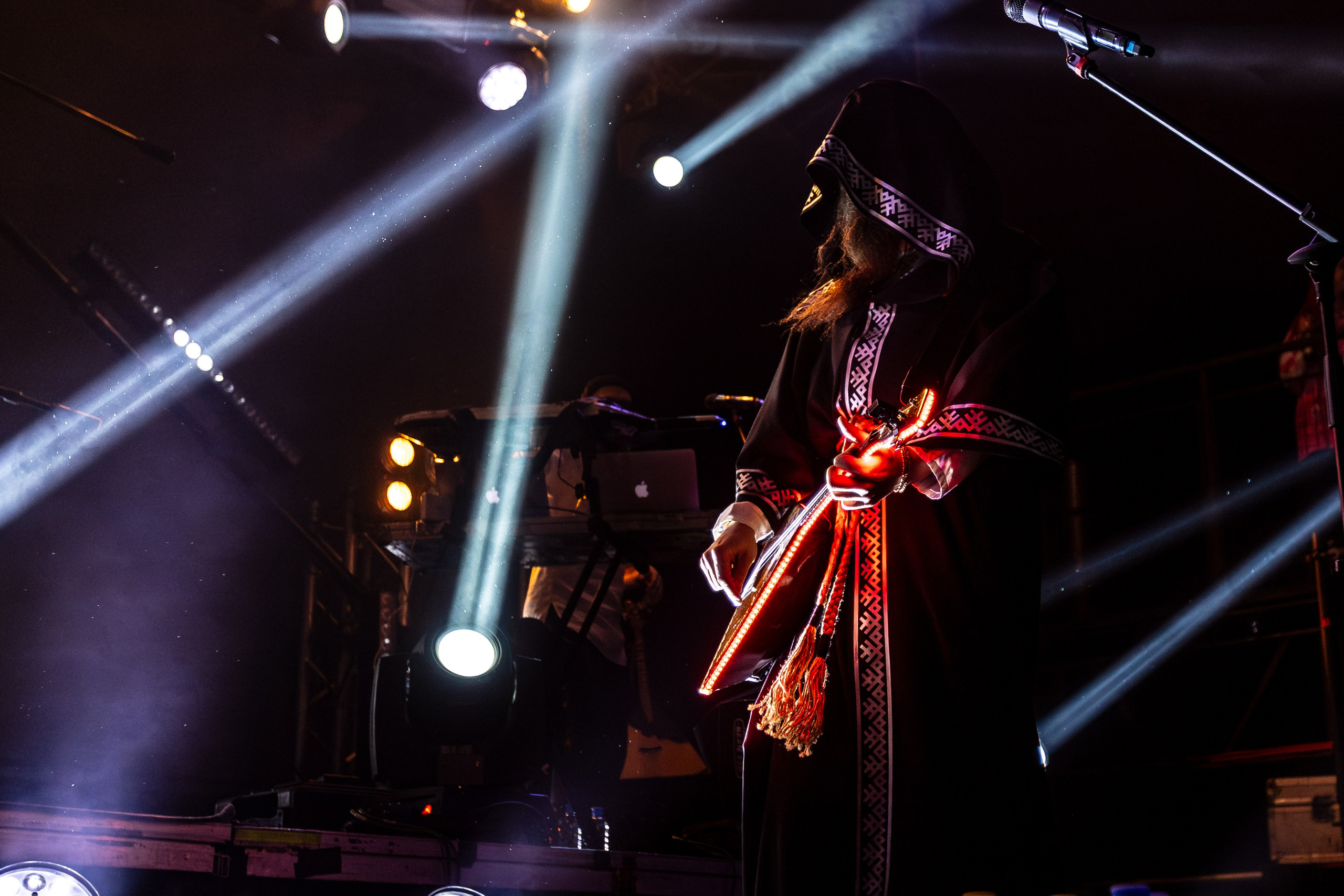 Нейромонах Феофан | 15 лет. Репортажный фотограф Екатеринбург | Яркий, качественный репортаж | Концерты, клубы, репортаж, праздники, корпоративы