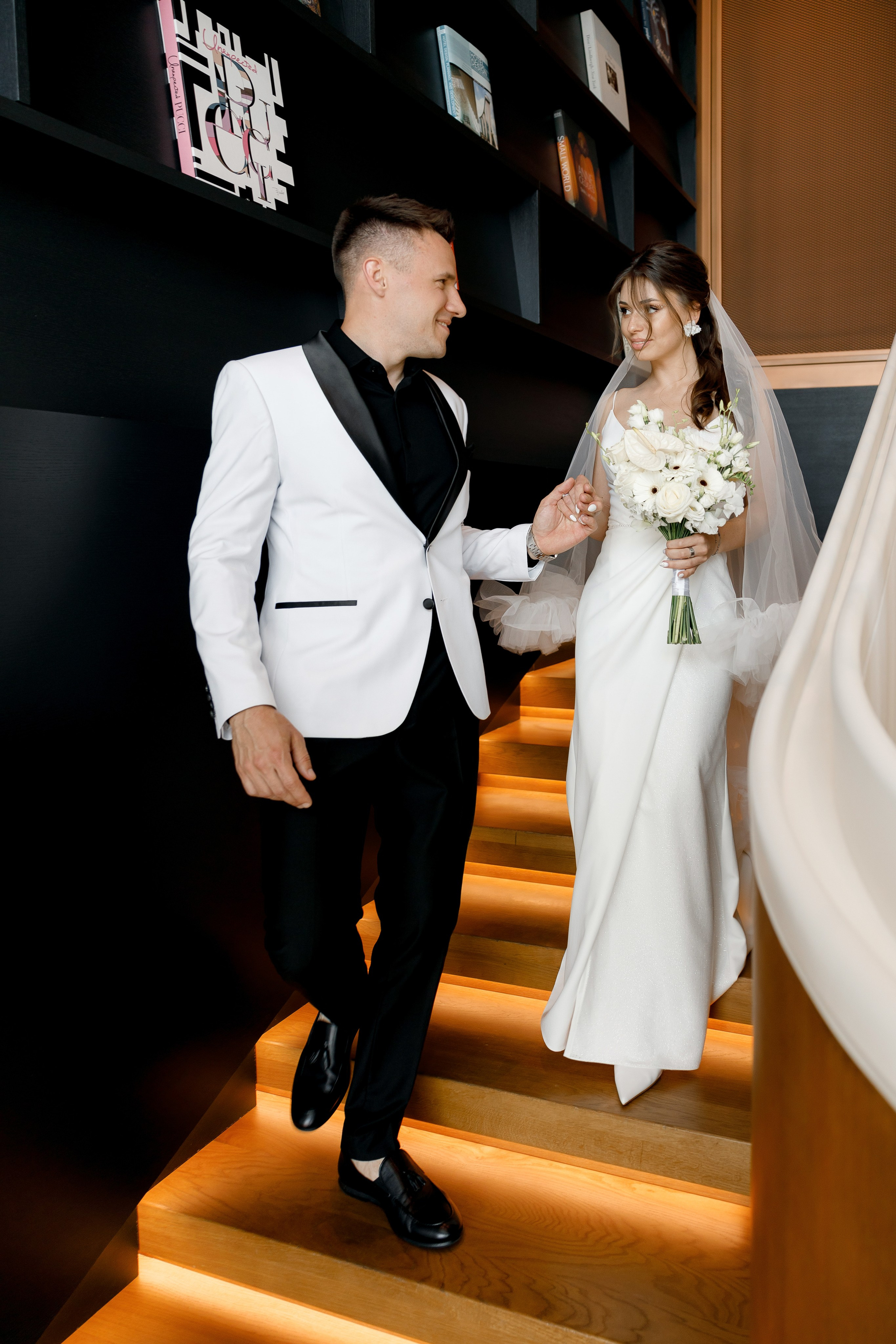 Свадьба в отеле Мовенпик и роспись в Регистрация брака в особняке «Роял». Свадебный фотограф в Москве и Санкт-Петербурге Денис Ходюков