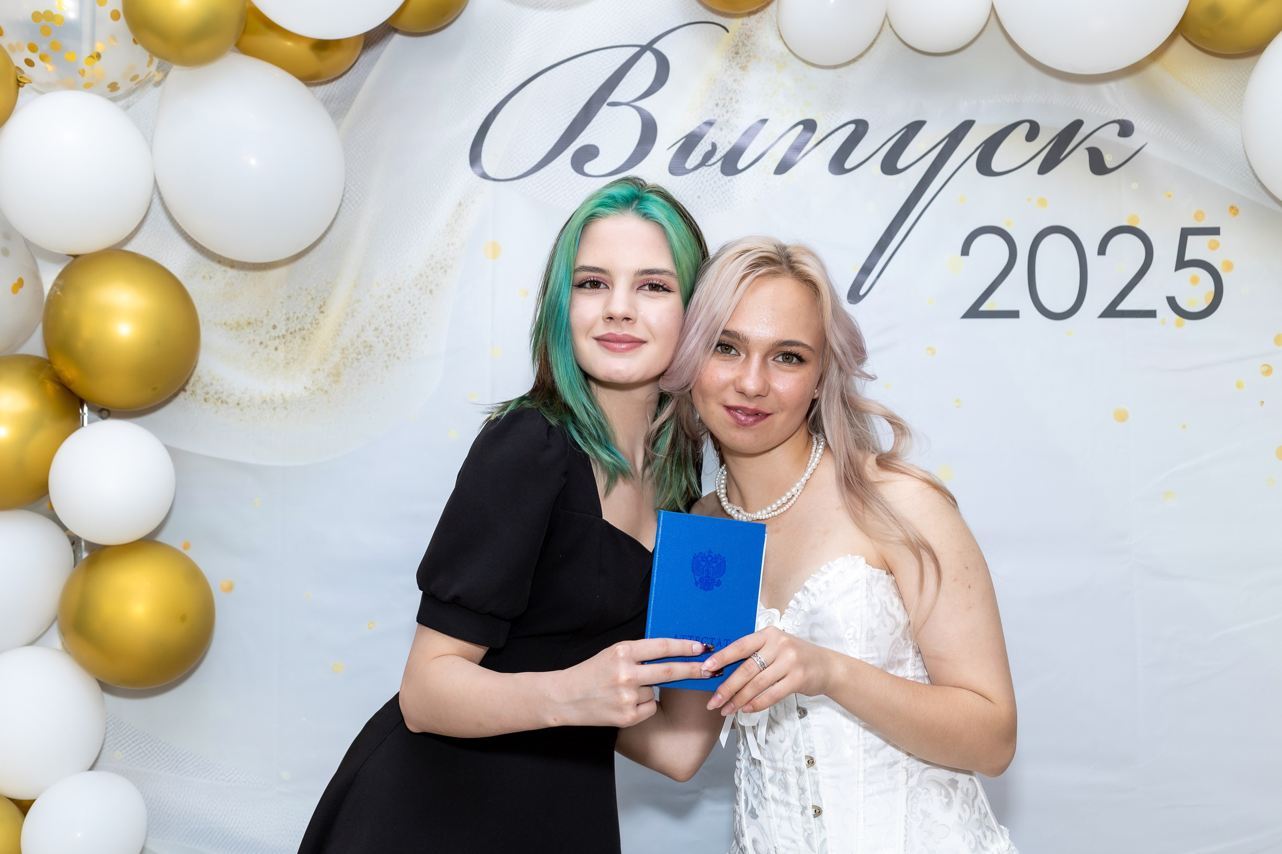 Вручение аттестата 2025. Выпускные альбомы Майкоп, Краснодар Елена Золотарева