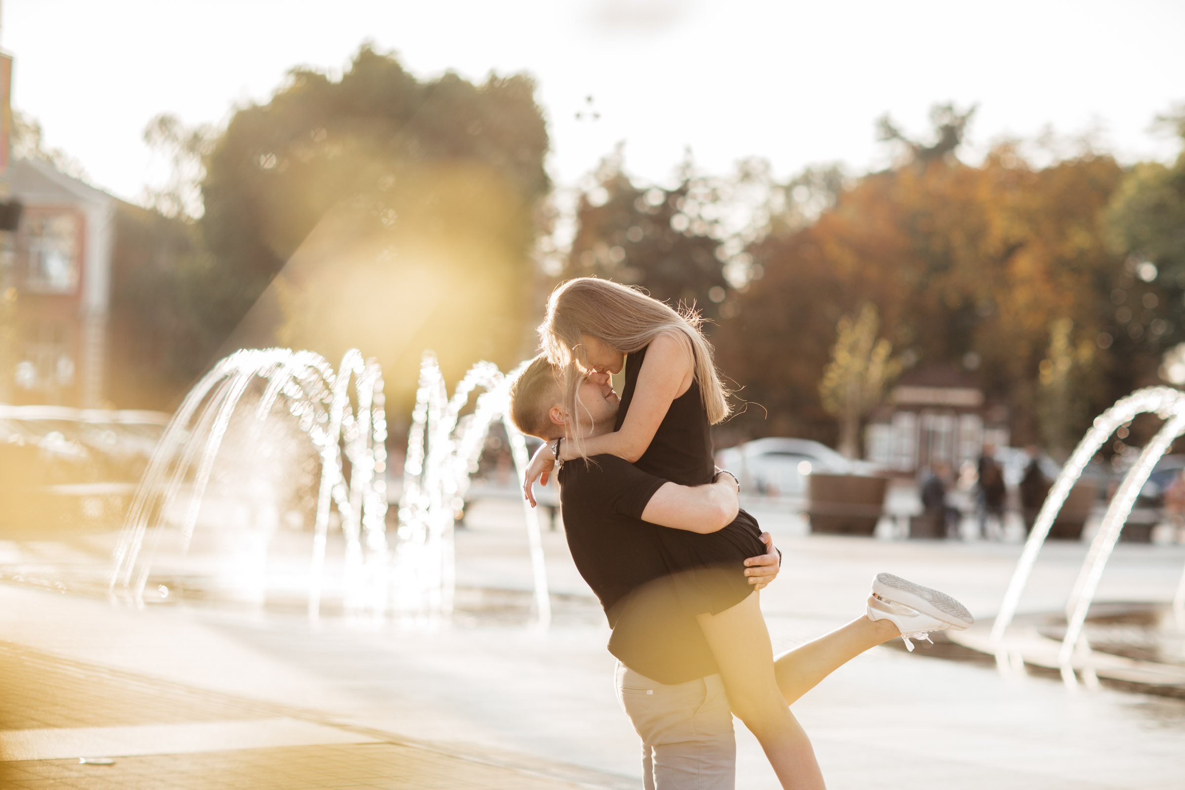 Олег и Алина. прогулка по центру Краснодара. Worldwide Wedding Photography Demskoy Studio