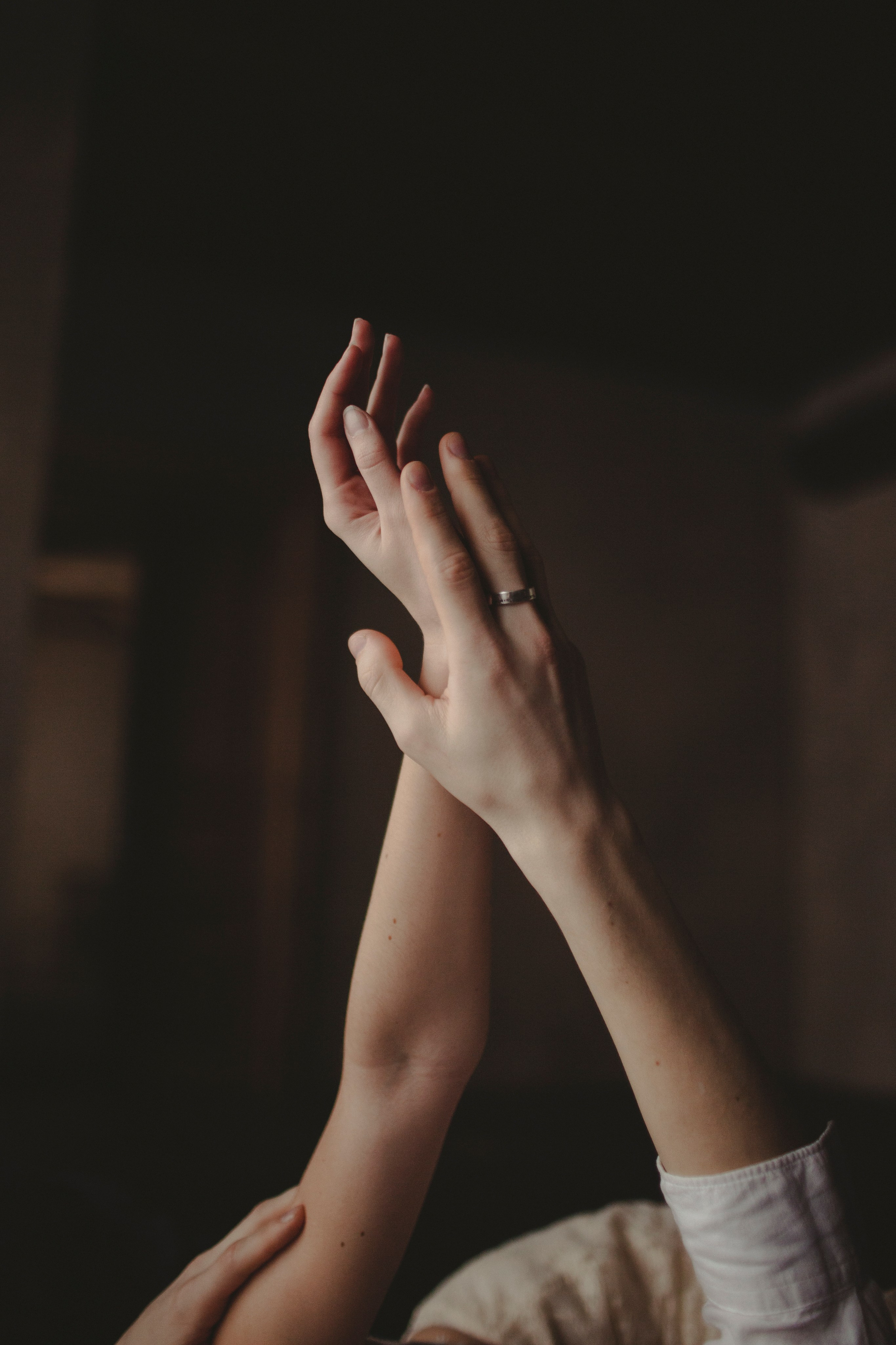 свадебный фотограф свадьба ретро вайб камерная свадьба в питере любить петроградская атмосферные снимки свадьба в санкт-петербурге только вдвоем свадебная фотография 