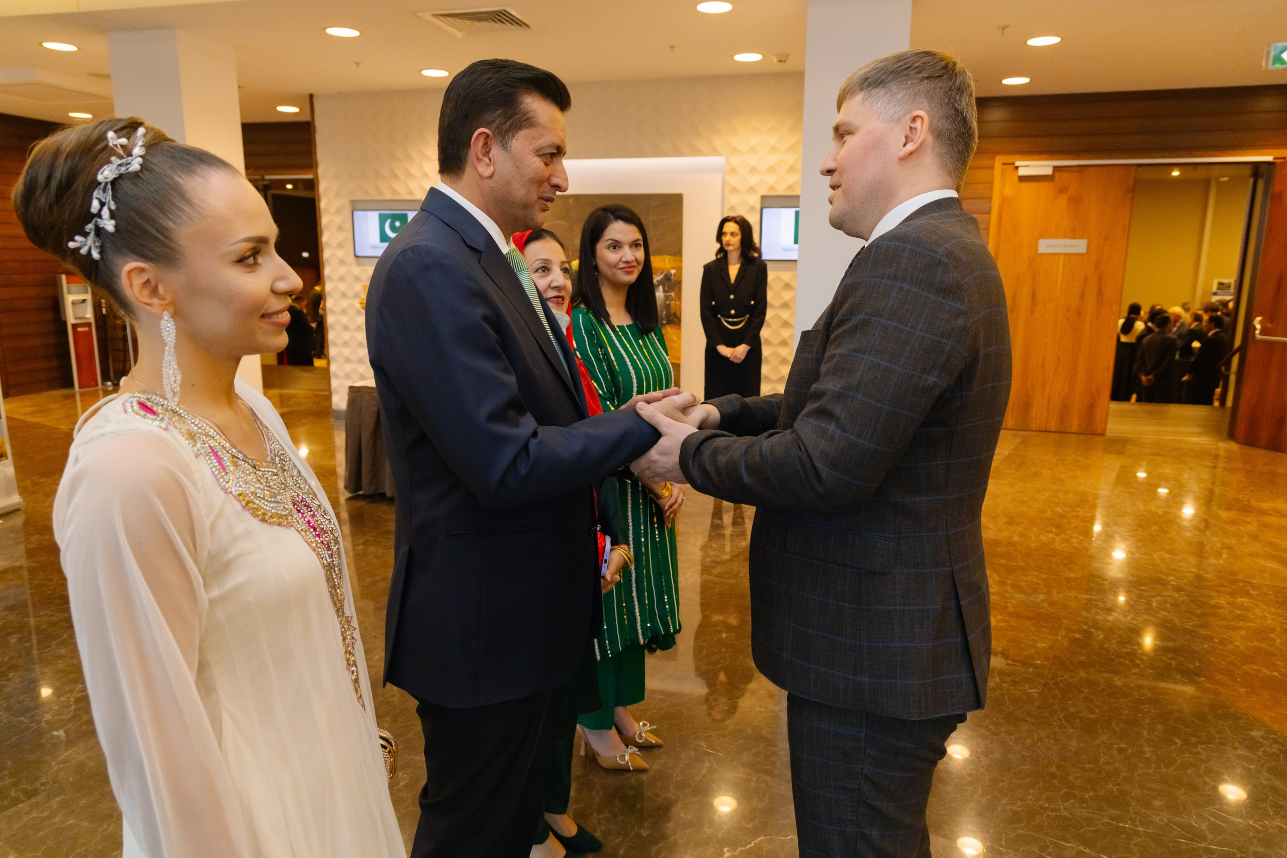 Фотосъемка делегации Пакистана в Беларуси в отеле Марриотт. Свадебный фотограф в Минске/Беларуси Сергей Спиридонов