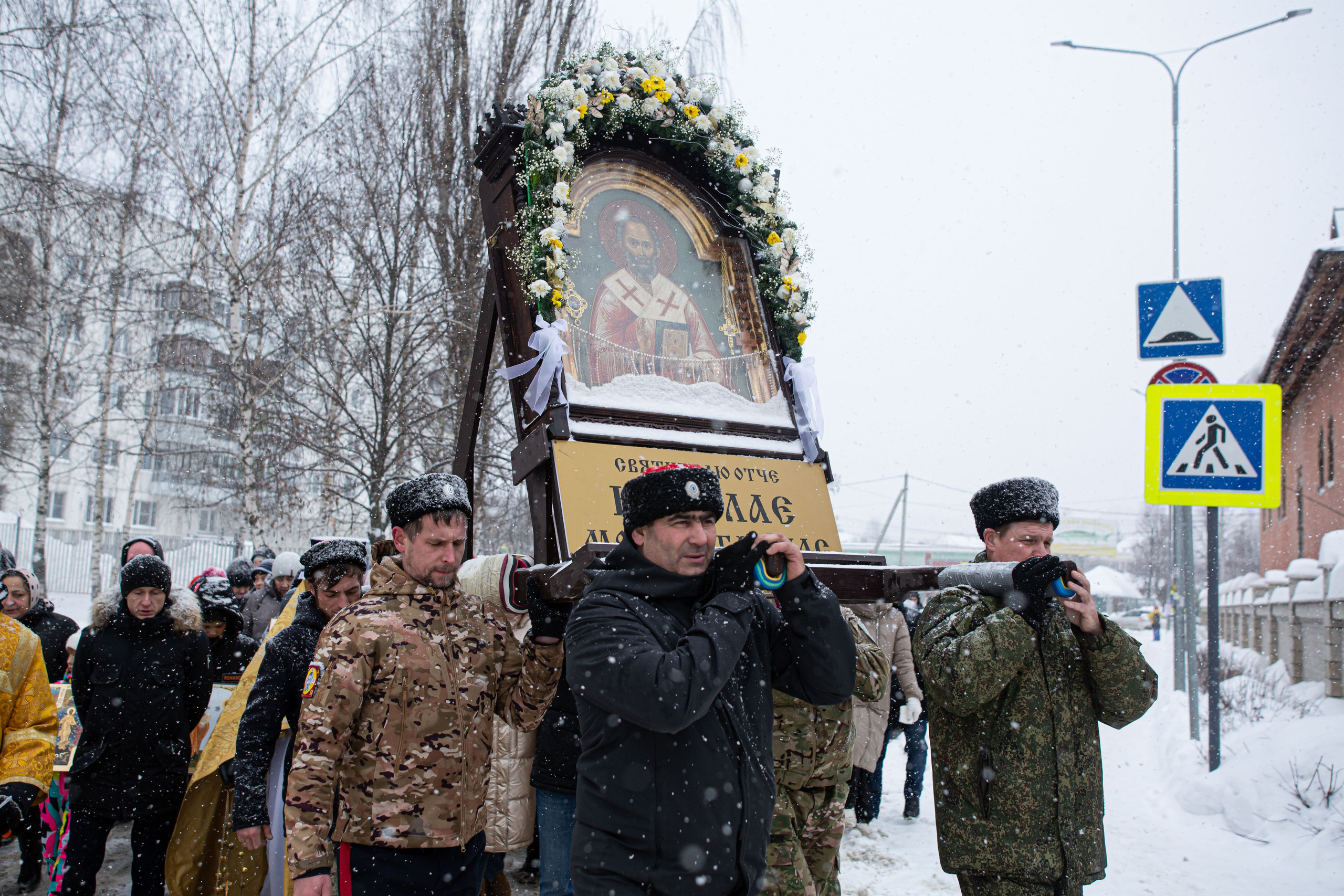 Крестный ход по д. Островцы Раменского городского округа. Семейный и детский фотограф Анна Петракова