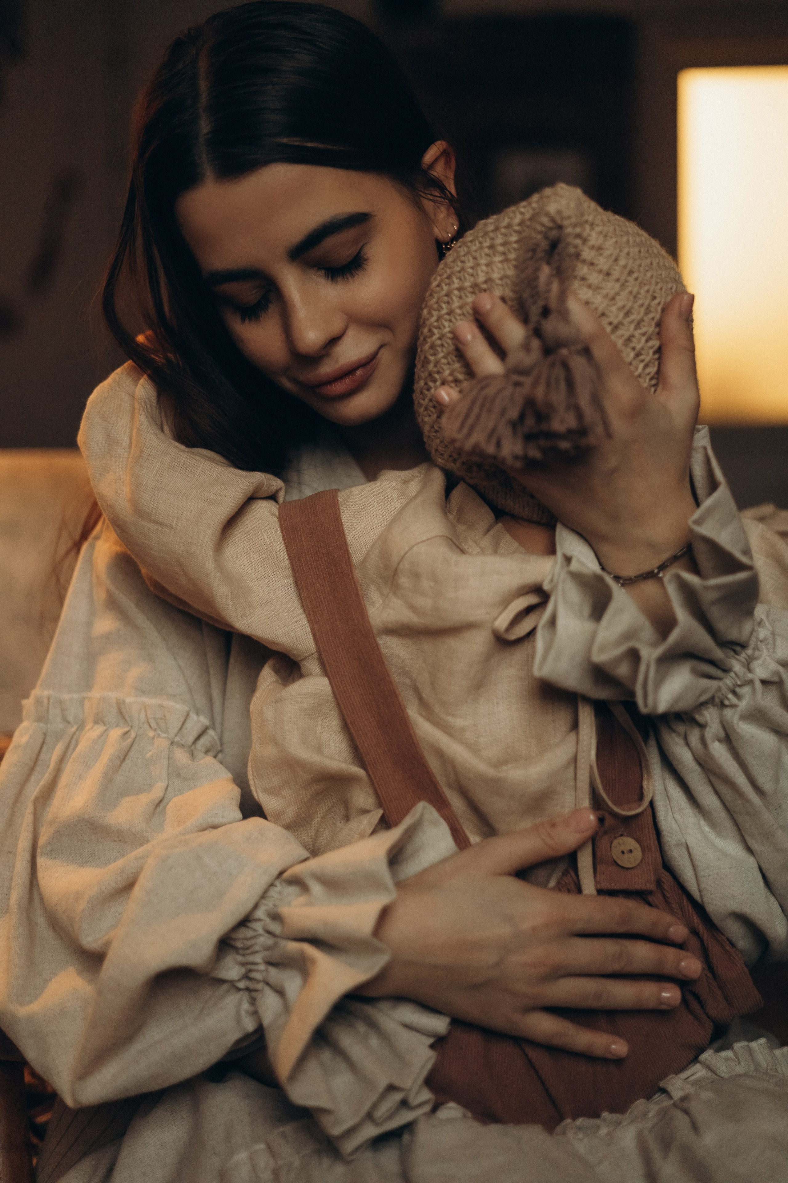 Валя и малышка Ева. Семейный, домашний, ньюборн фотограф Москва Цветкова Елизавета