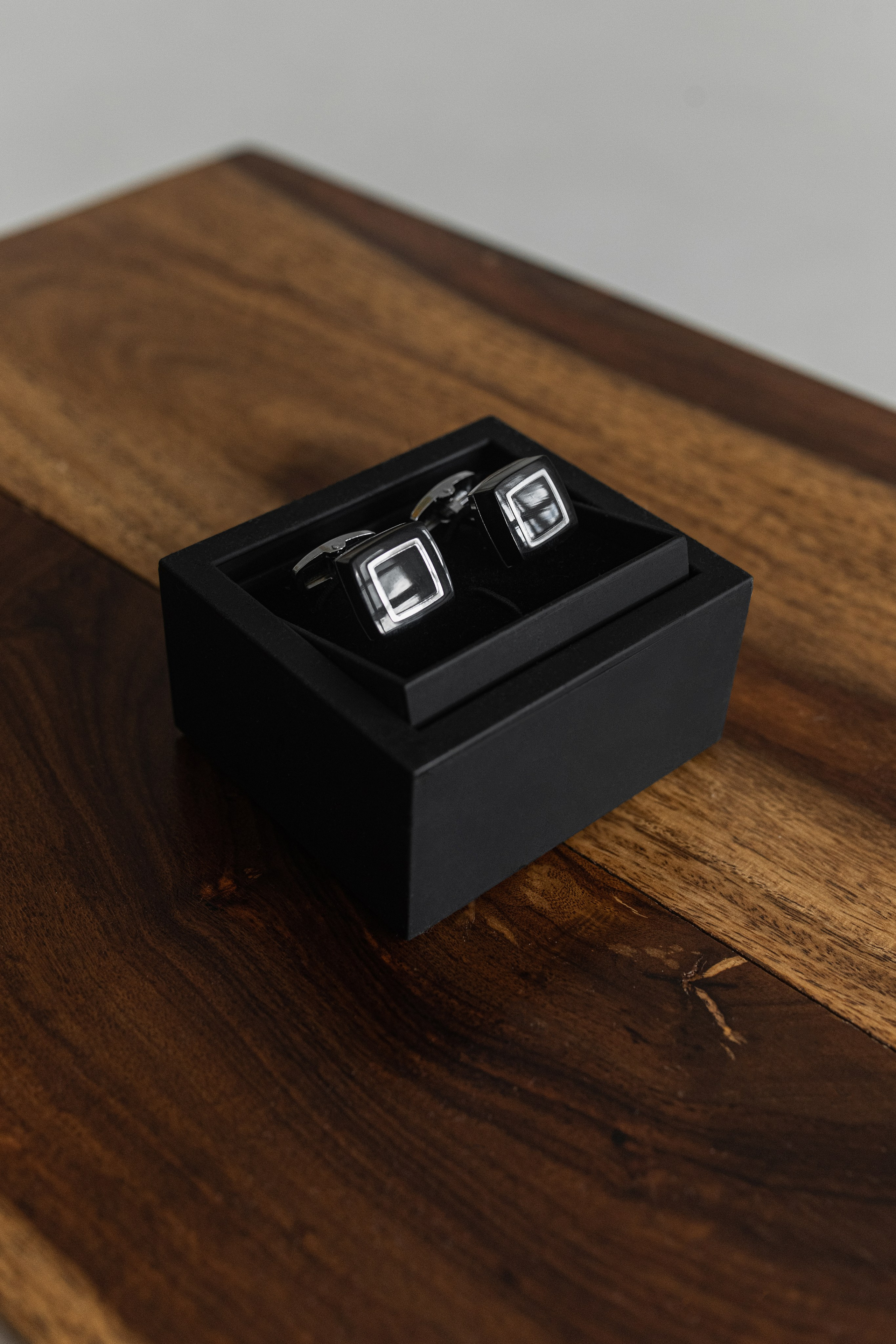 Контент-съёмка для бренда мужских костюмов «KAVALER». Свадебный фотограф Екатеринбург/Челябинск — Любовь Волохова