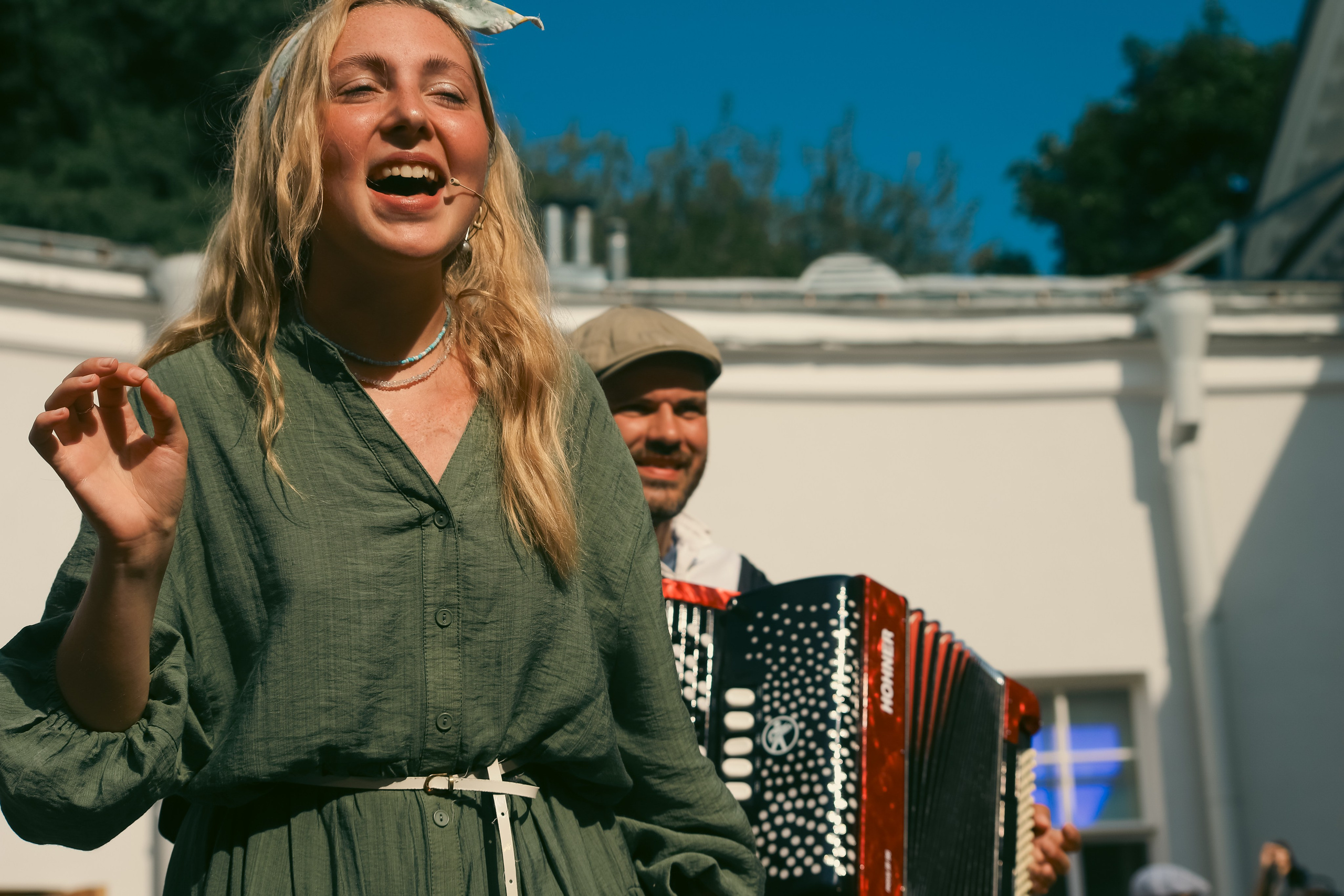 Театр Вкуса, Приключения итальянцев в России