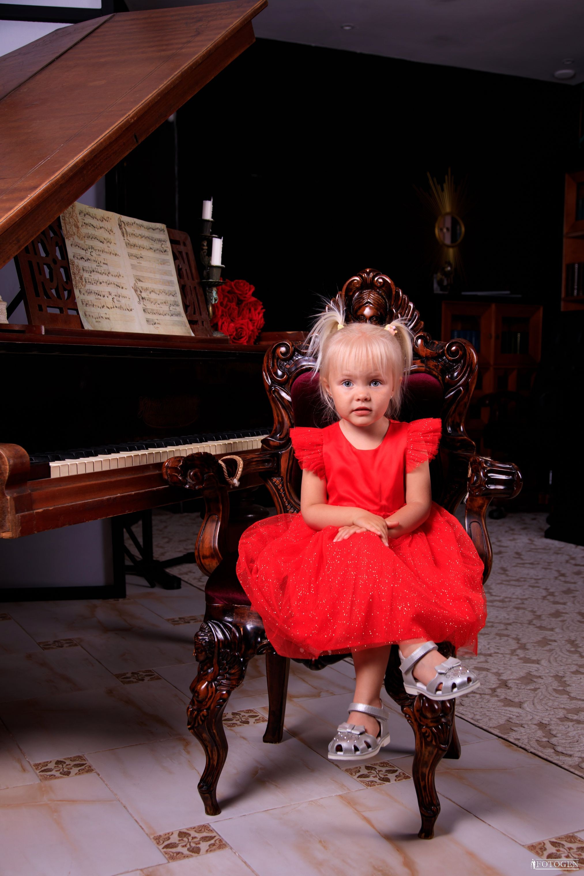 Фотосессия Девочек до 3 лет в Интерьере — Fotogen. Интерьерная фотостудия FOTOGEN г. Краснодар