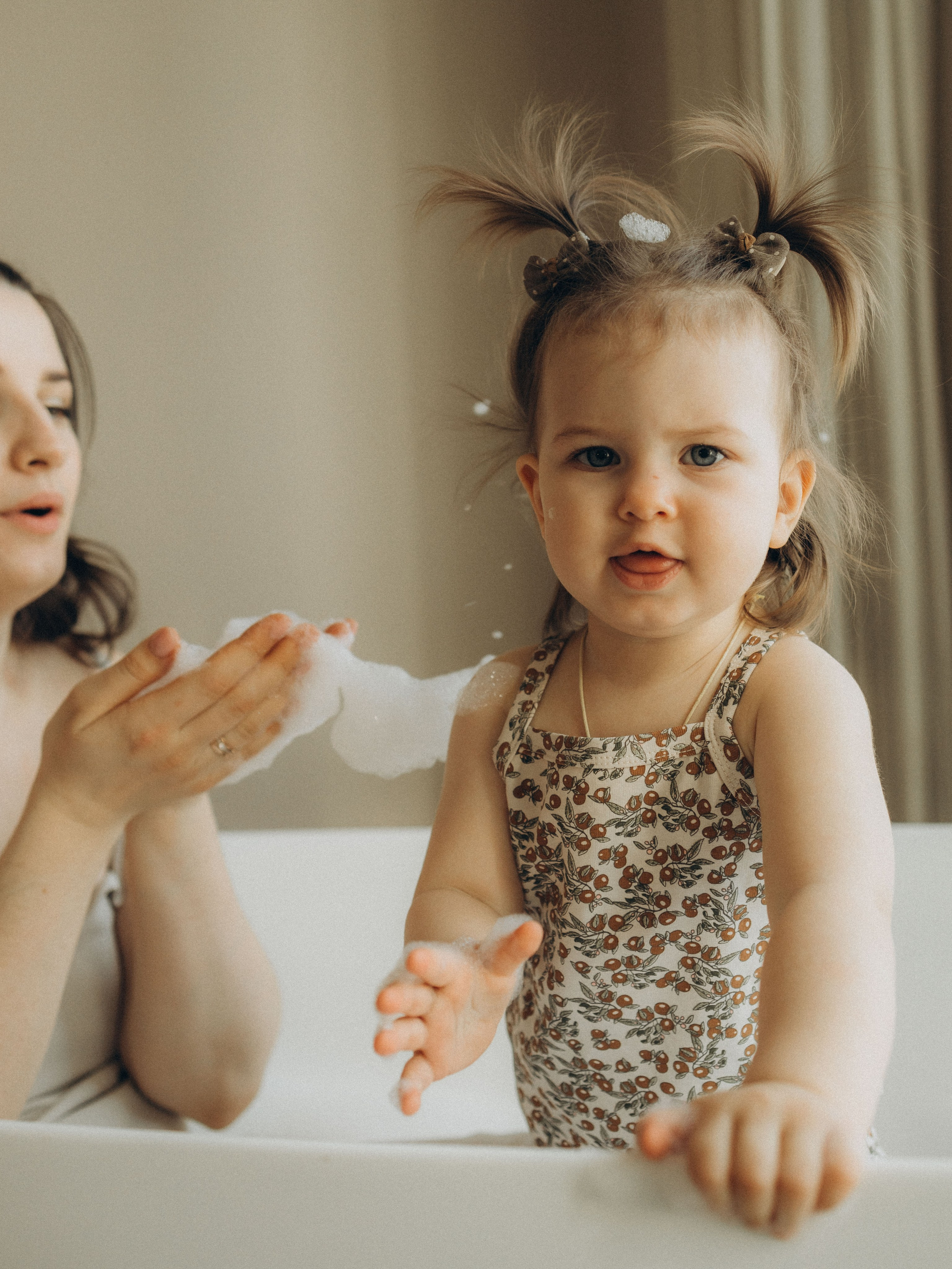 Пенная история. Мама и дочь. Фотограф Дарья Соколовская