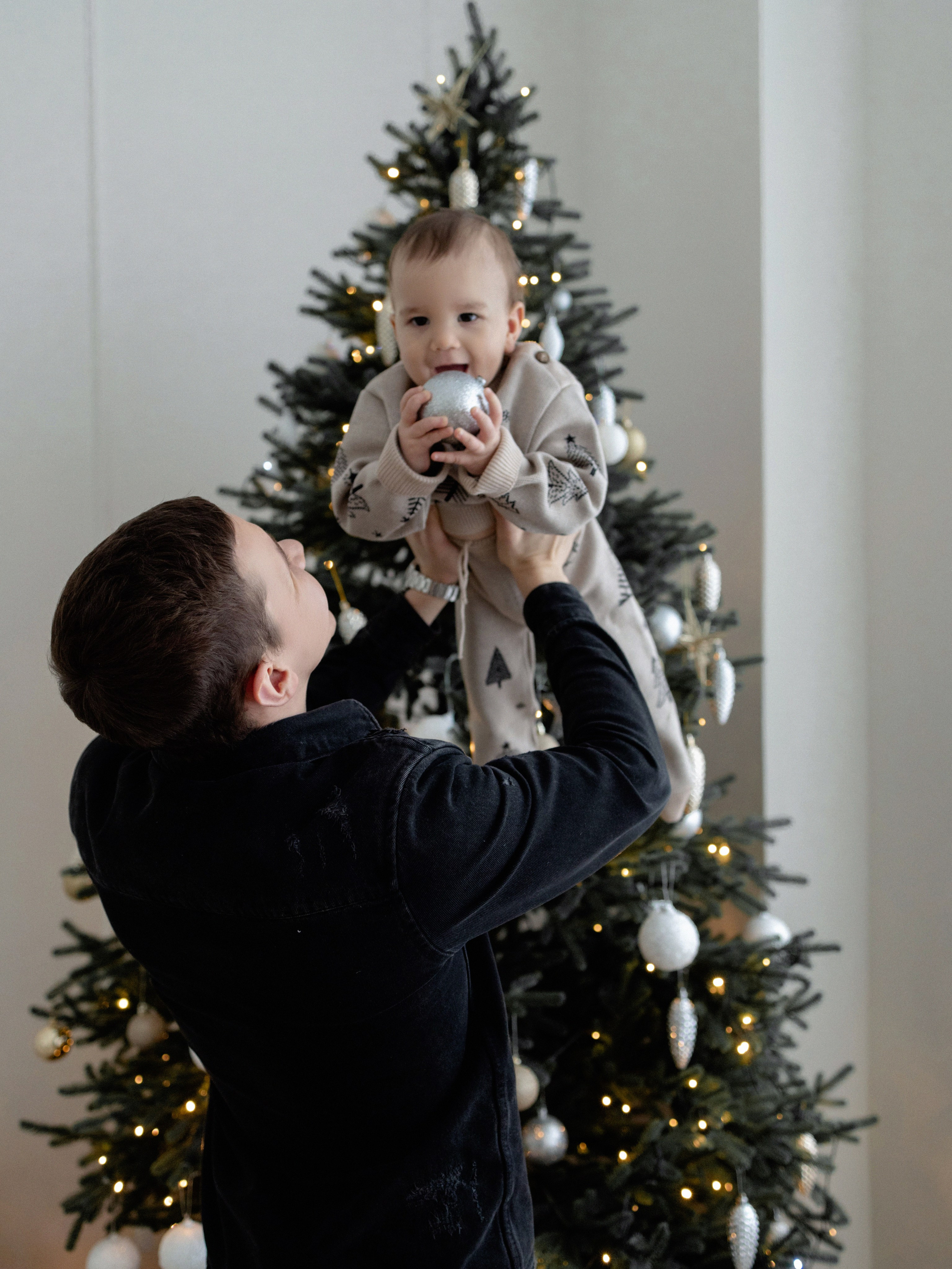 Новый год Максим, Тамара и Мирон. Фотограф Дарья Соколовская