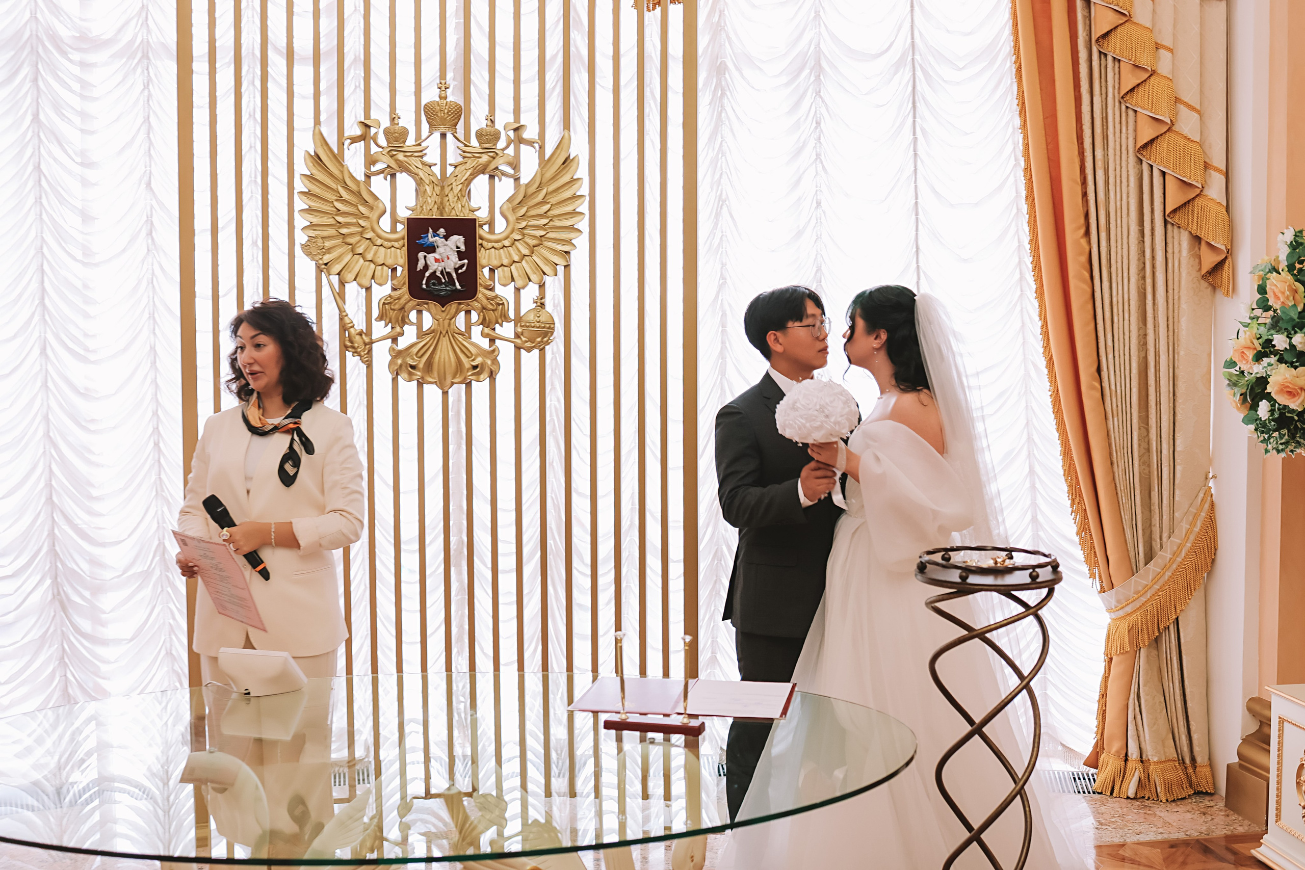 Айвазовский и парк дружбы народов. Семейный фотограф Тюмень, фотограф на роды Салмина Мария