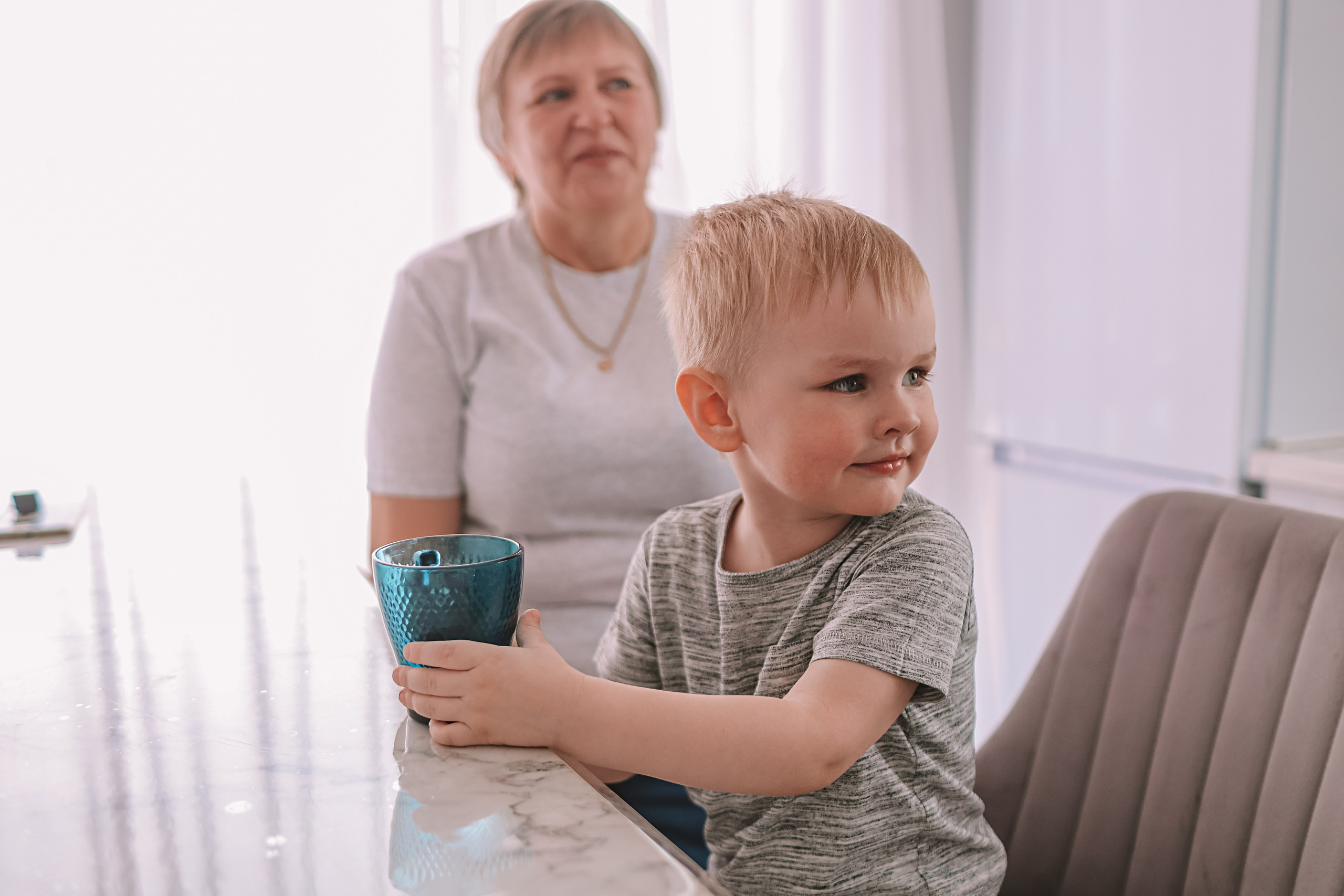 Семейная в домике (репортаж). Семейный фотограф Тюмень, фотограф на роды Салмина Мария