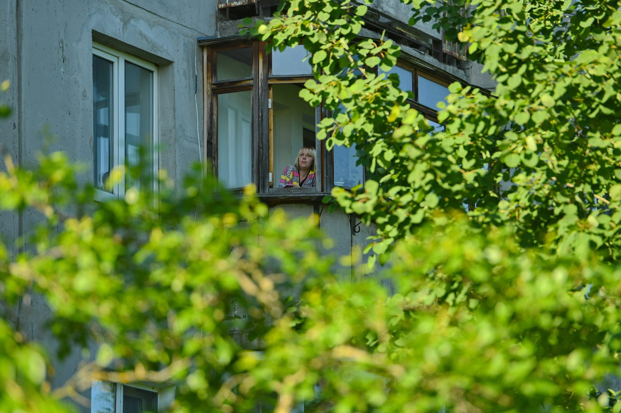 Официоз по плану, жизнь — между кадров: как снять День России и остаться собой. Документальный фотограф Сергей Вдовин