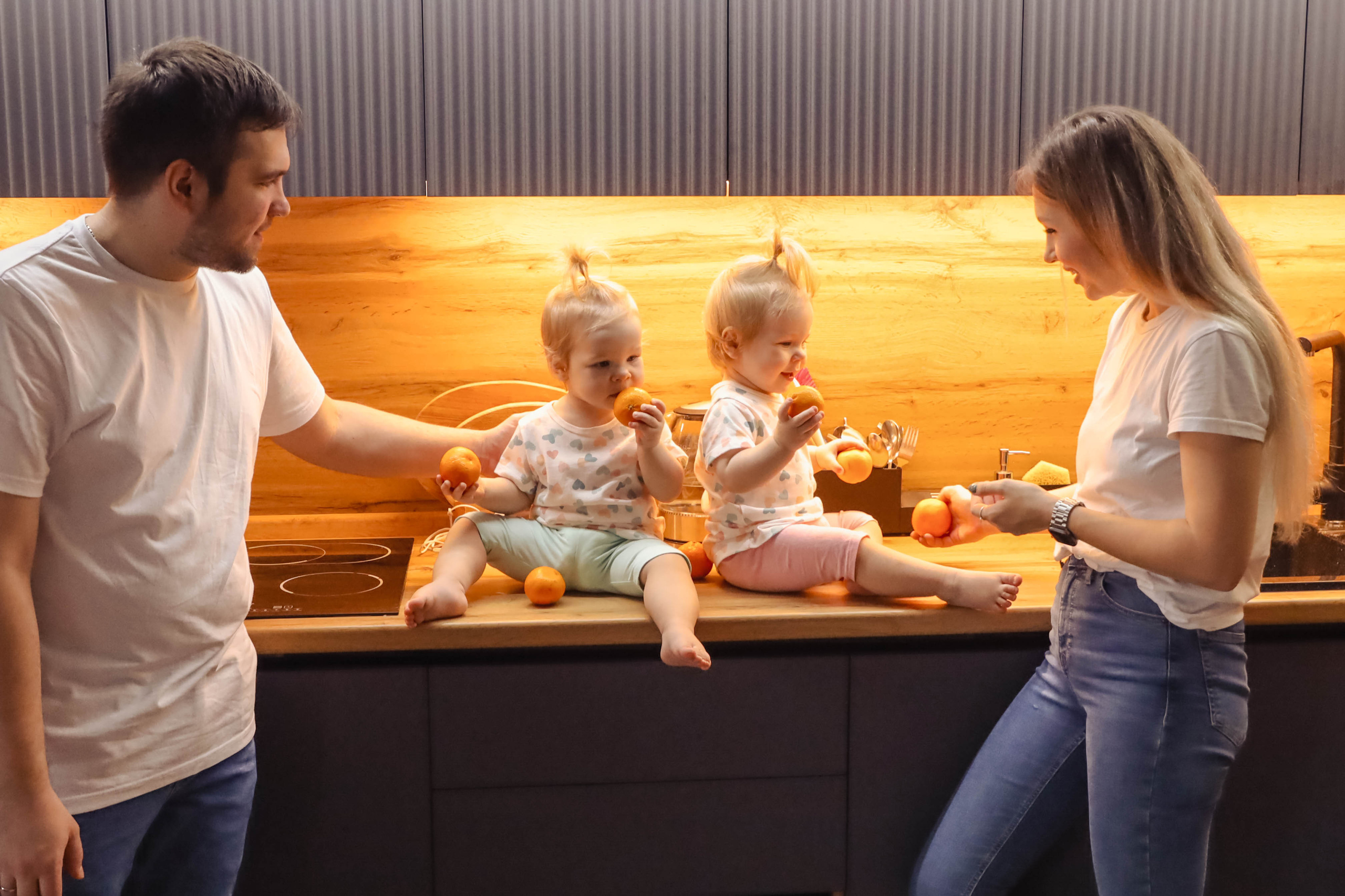 Алена, Артем, Ева & Мила. Семейный, детский, свадебный фотограф в Москве, Люберцах