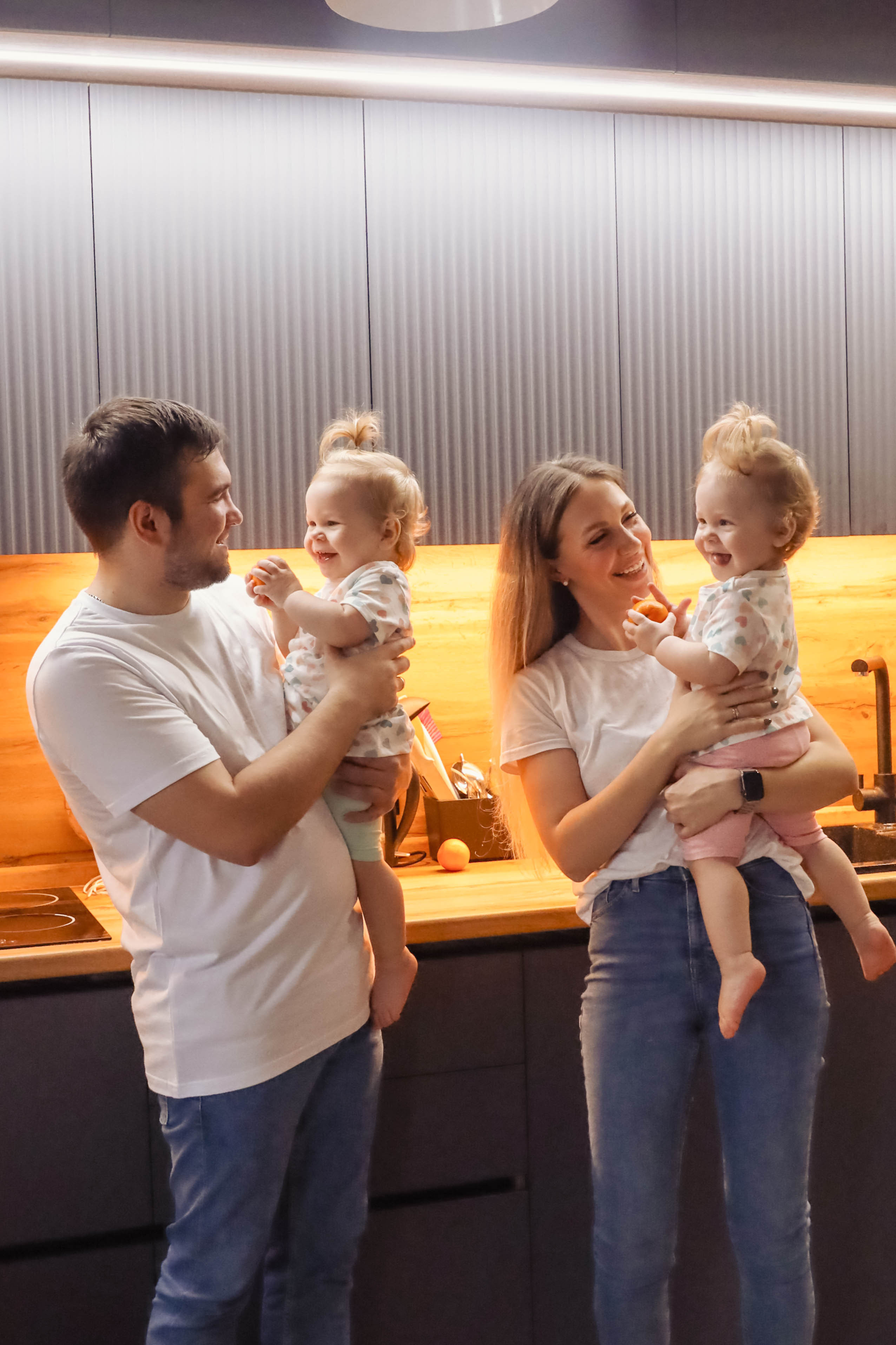 Алена, Артем, Ева & Мила. Семейный, детский, свадебный фотограф в Москве, Люберцах