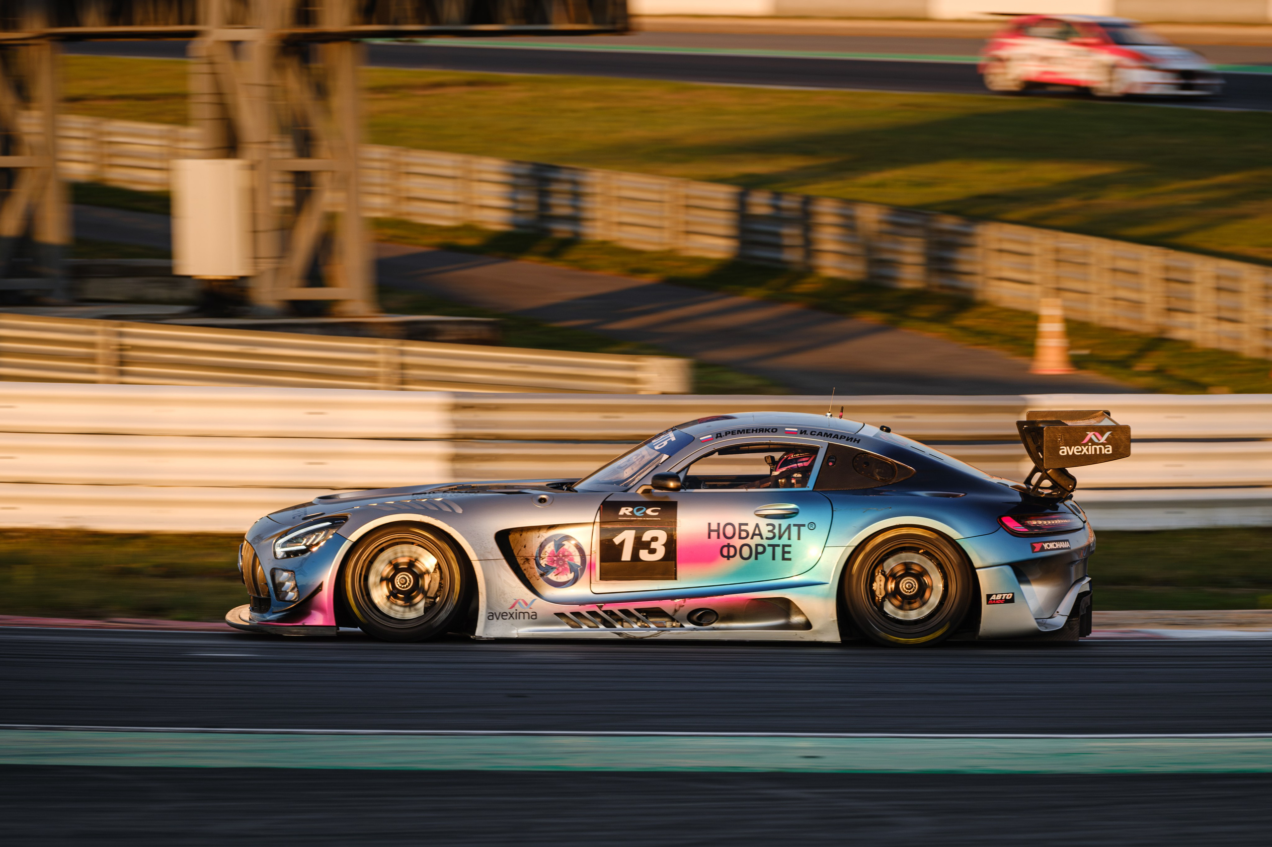 Российская серия гонок на выносливость. Авто и мотоспорт — фотограф Антон Медведев iCoguar