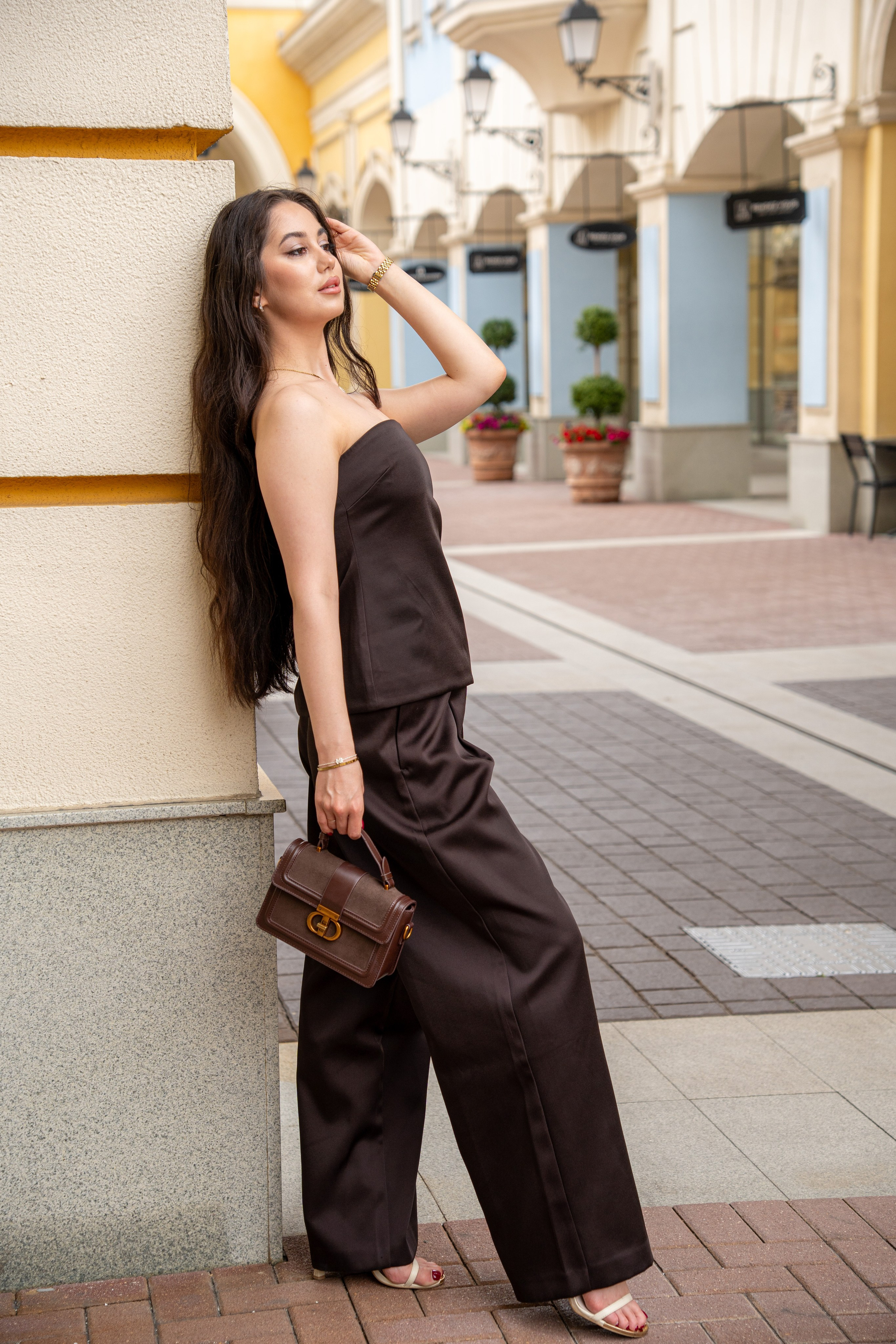 Фотосессия в аутлет Пулково. Студийный и портретный фотограф в САНКТ-ПЕТЕРБУРГЕИрина Махаон