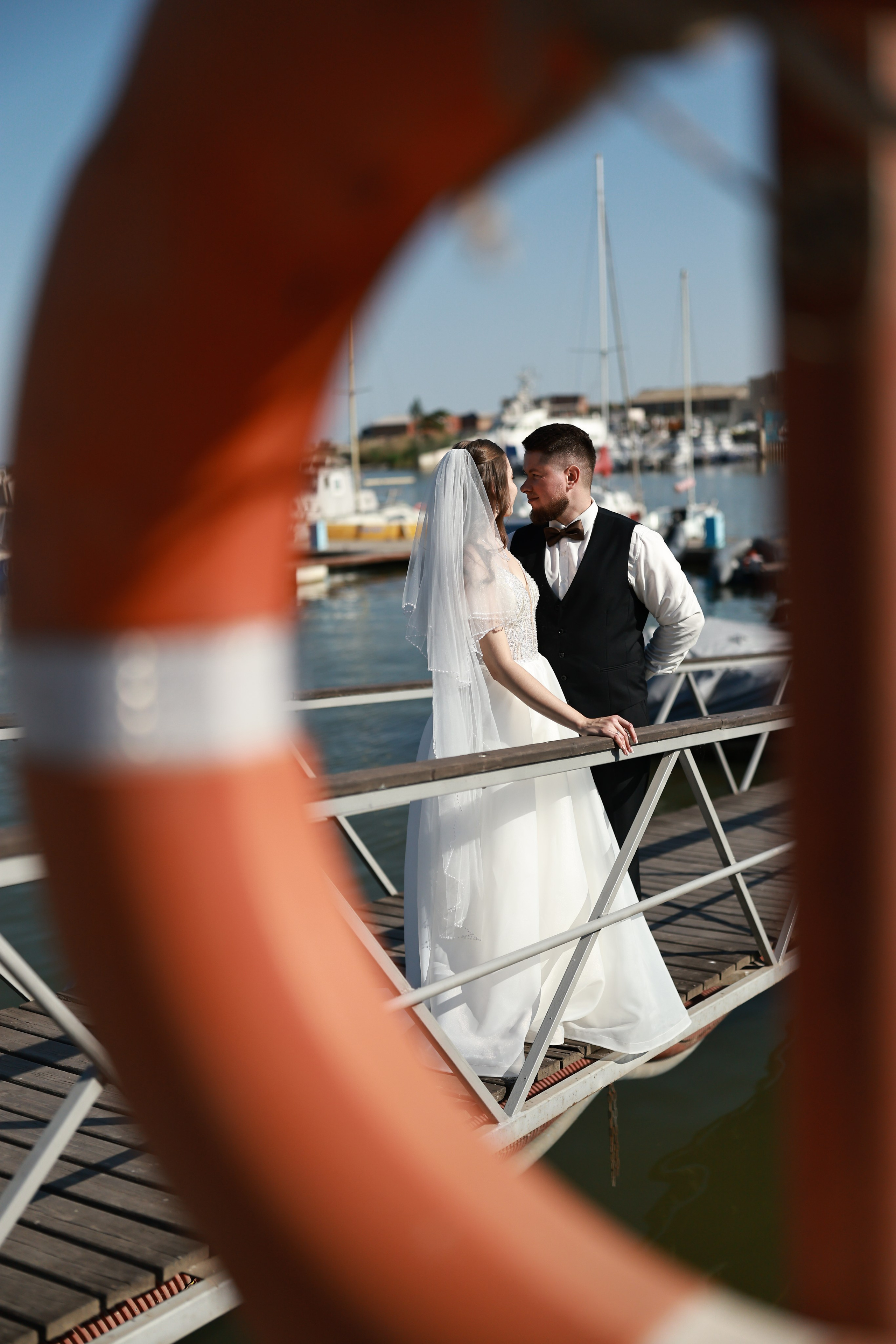 Н и В. Фотограф Олег Сотник