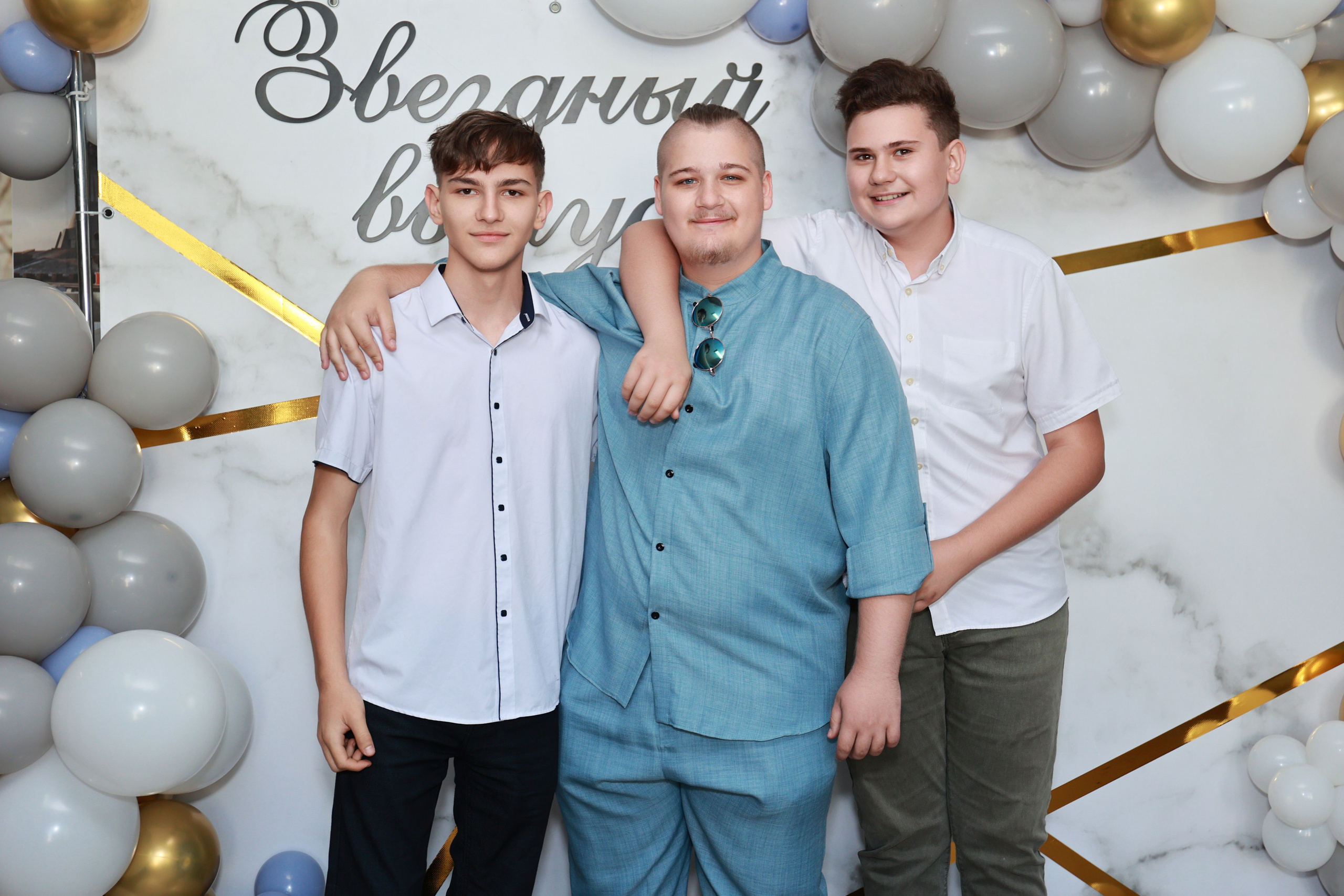 Вручение аттестатов СОШ 42 (2025г). Детский семейный фотограф Краснодар