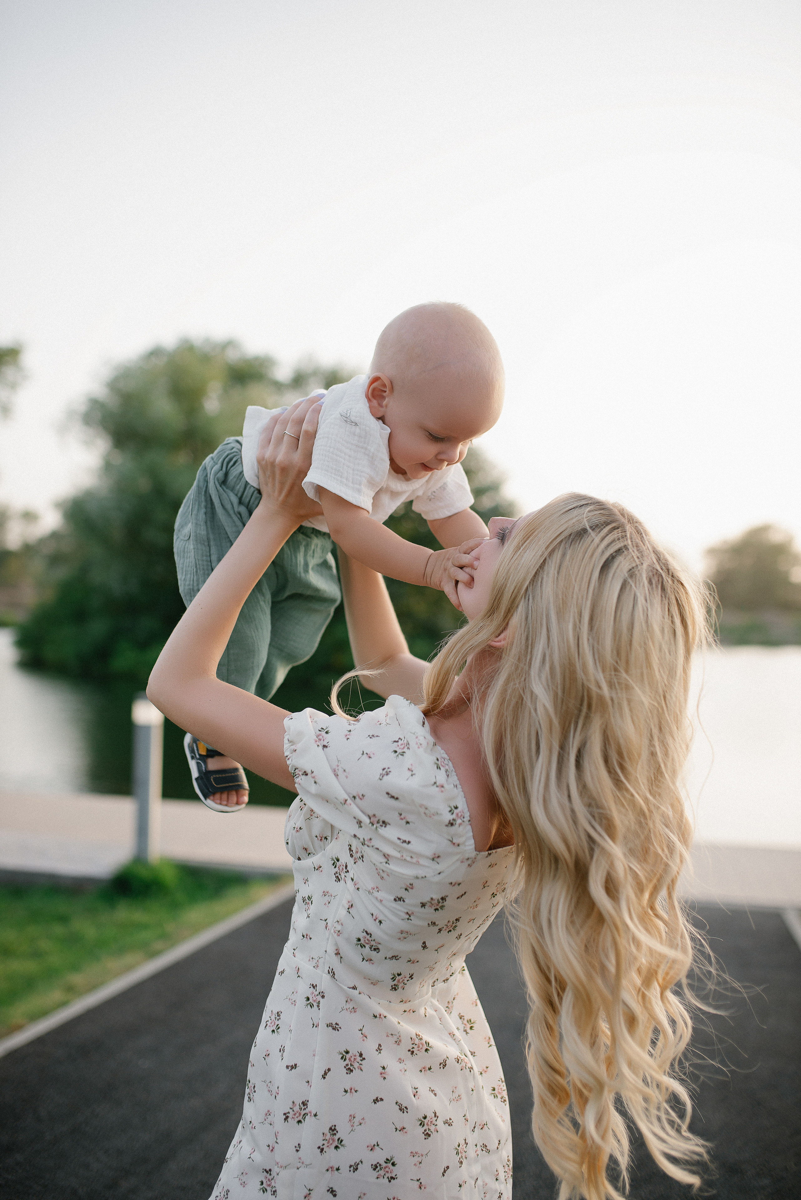 Сергей Виктория Илья