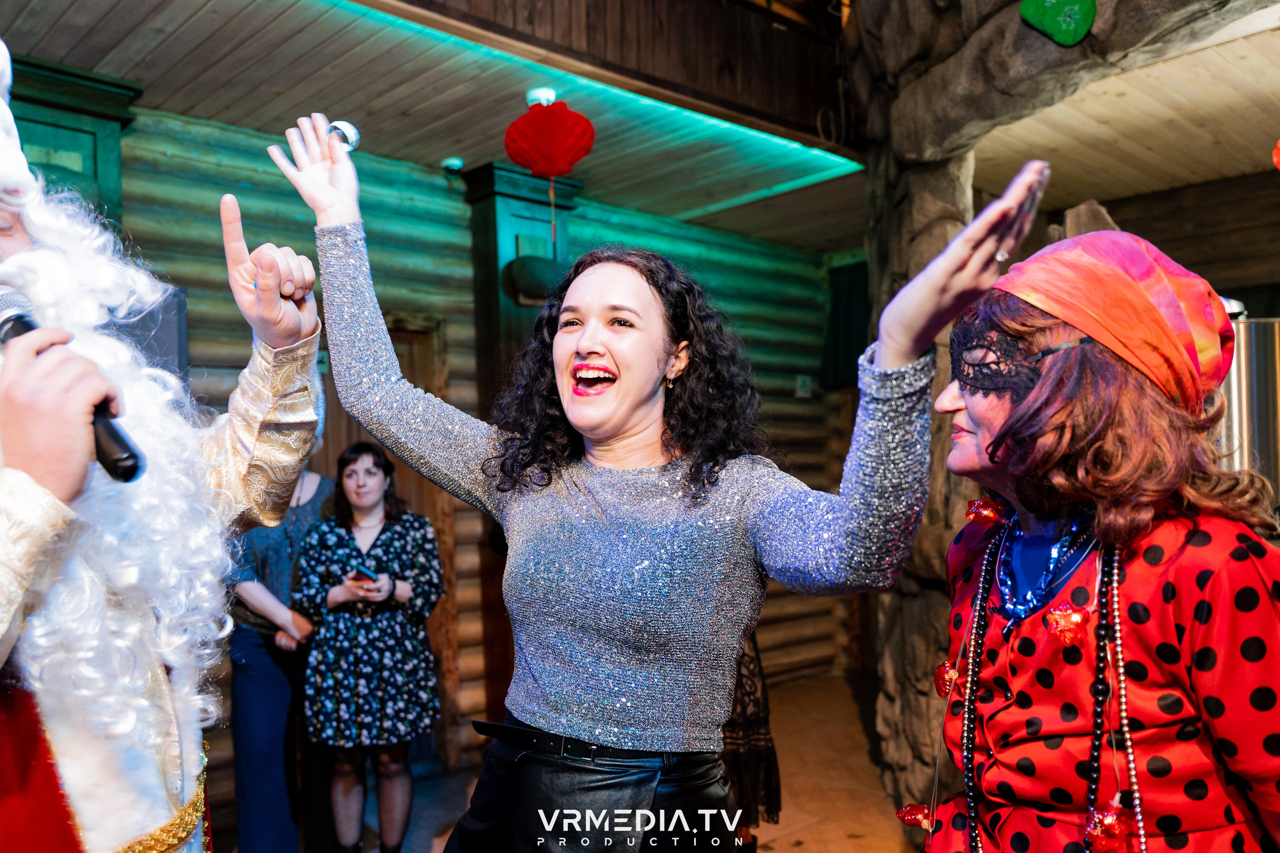 Новогодний вечер «У Петровича»