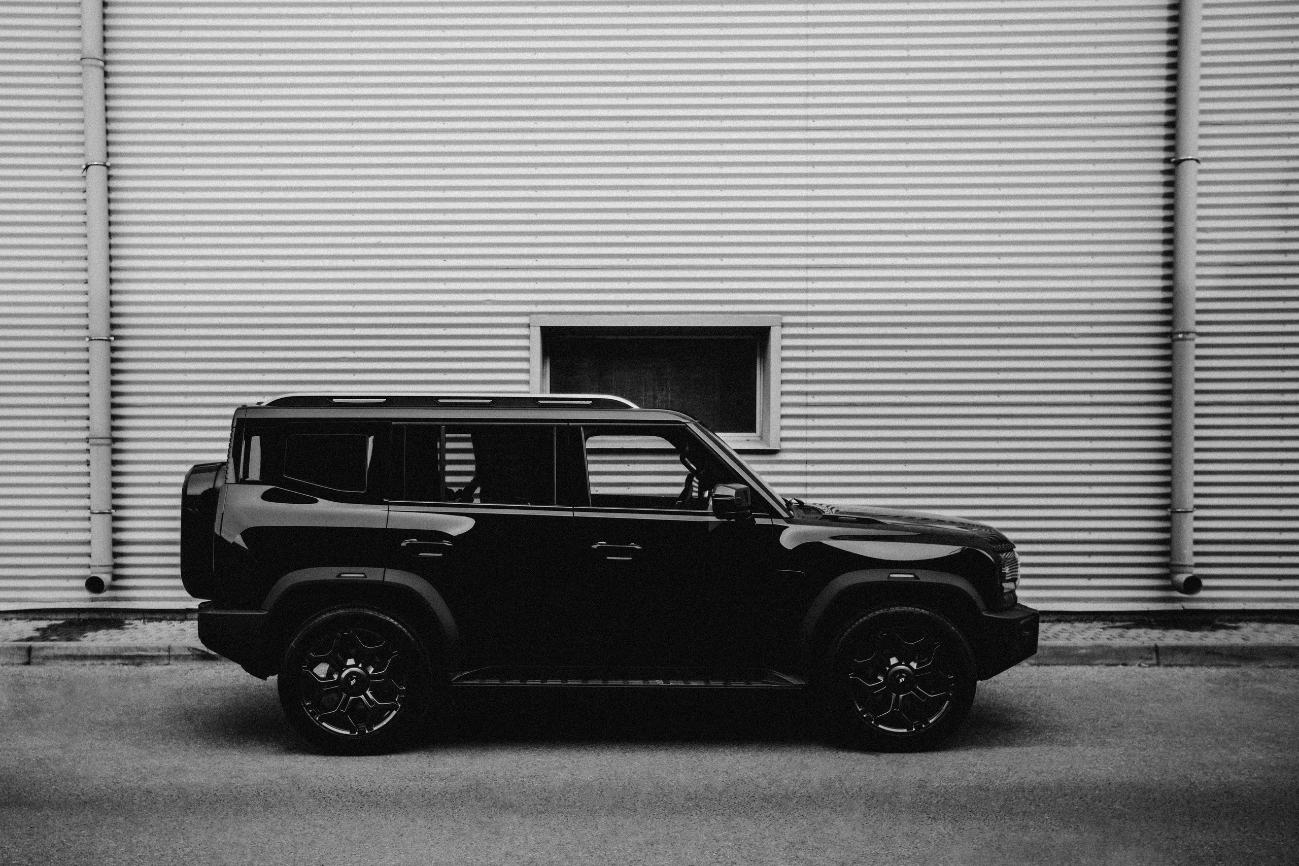 Яна и Jetour T-2. Свадебный и портретный фотограф в Пятигорске, КМВ — Власова Юля