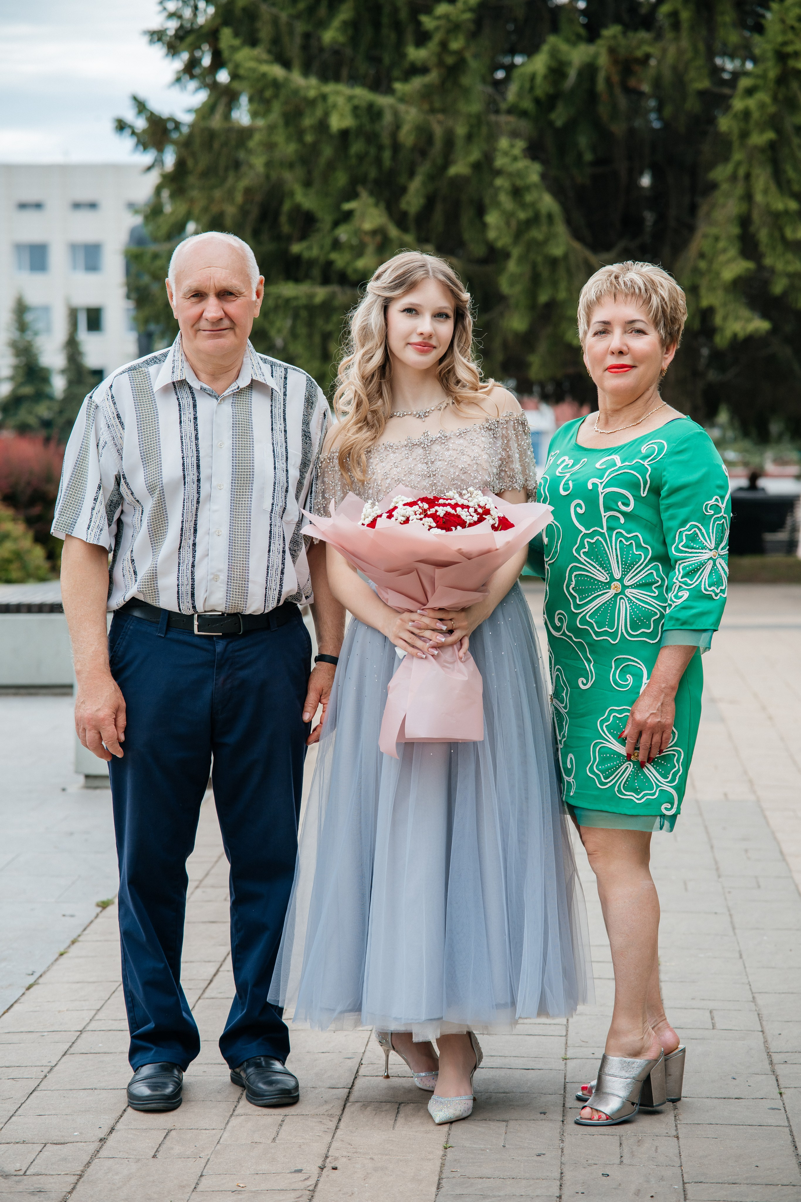 Медалисты. Школьный фотограф в Валуйках. Фотосессии для выпускников и изготовление выпускных альбомов в городе Валуйки и в Белгородской области