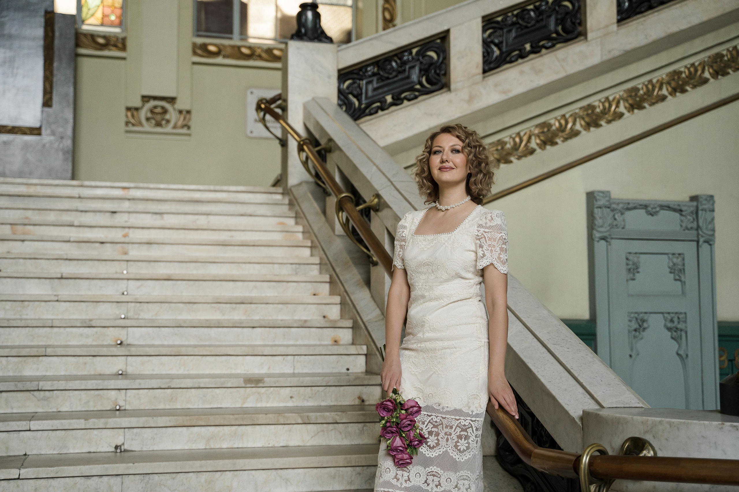 Свадебная фотосессия на Витебском вокзале. Свадебный и семейный фотограф в Пушкине и Санкт-Петербурге Мария Филиппова