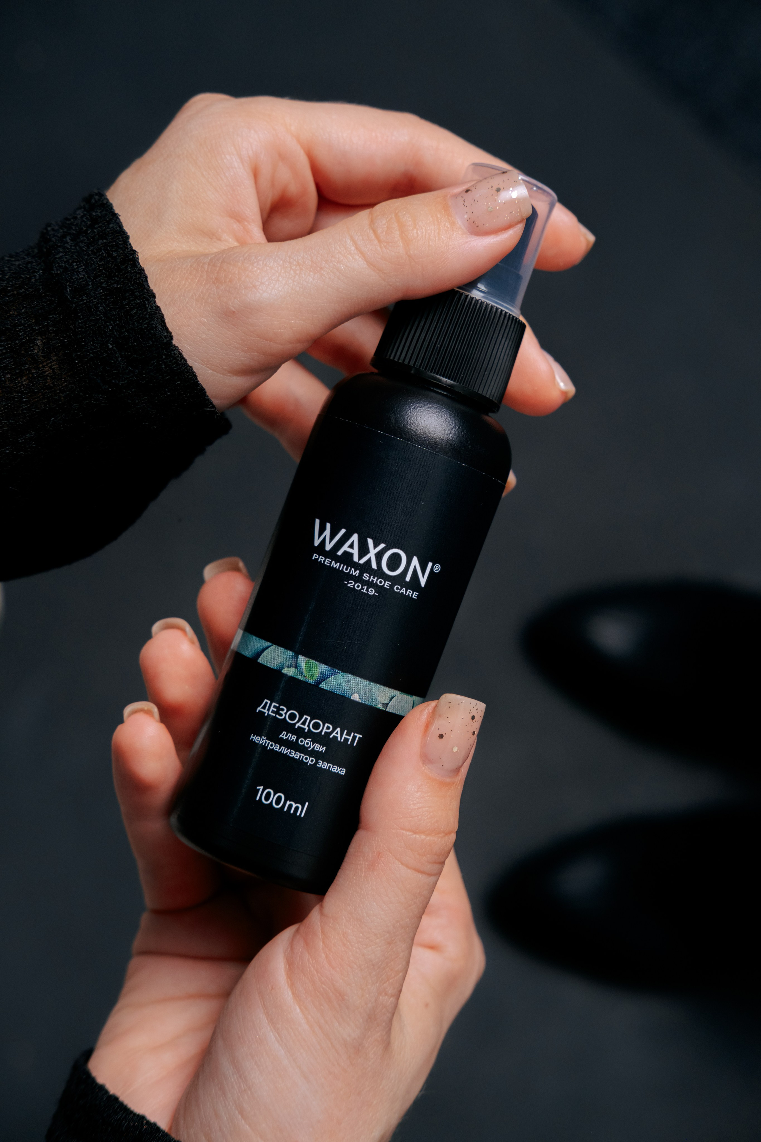 Съемка средств по уходу за обувью в Петербурге. Фотосессия для маркетплейсов