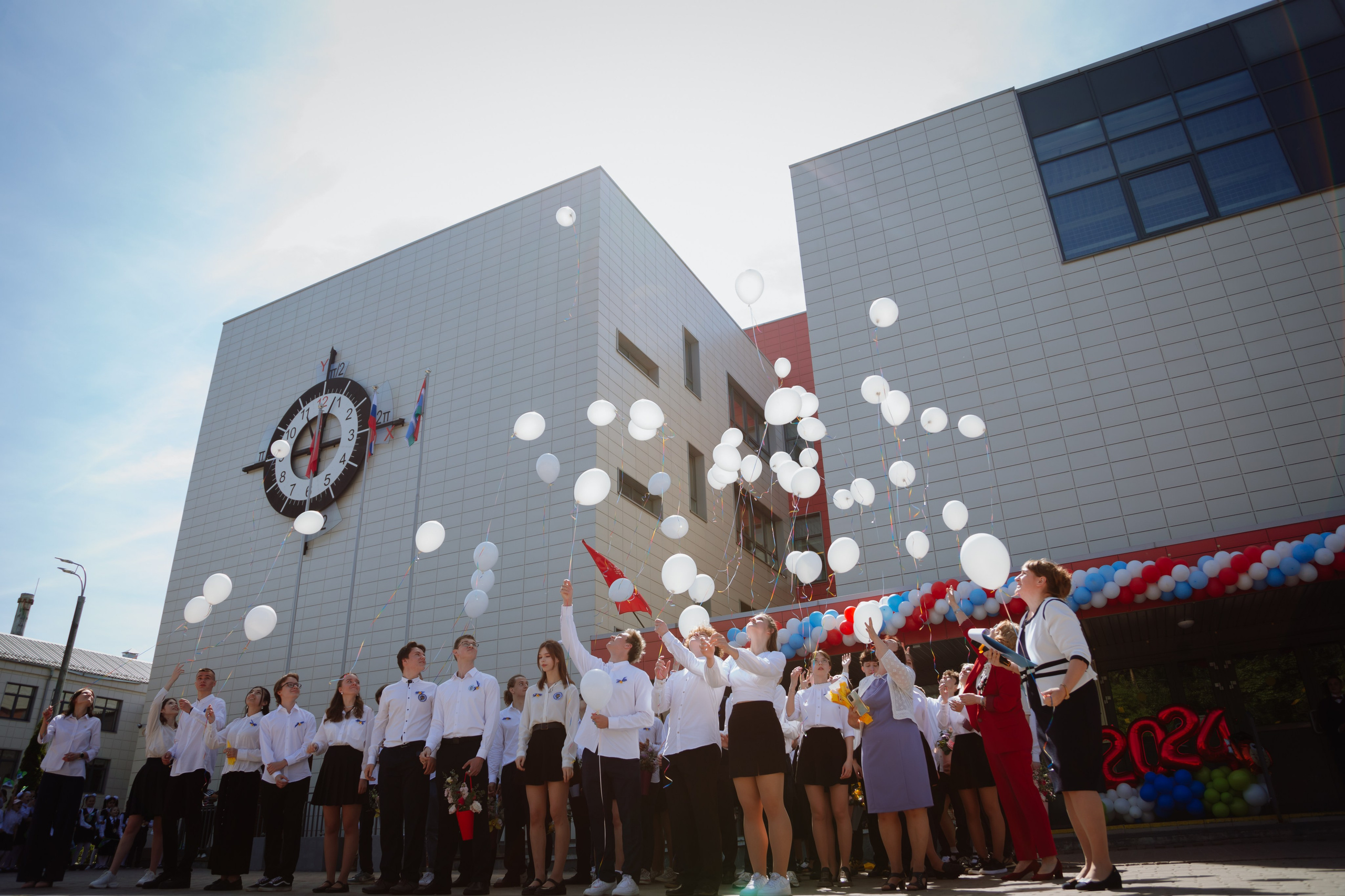 Последний звонок 2024 (2 часа фотосъемки). Профессиональный фотограф Надежда Антонова