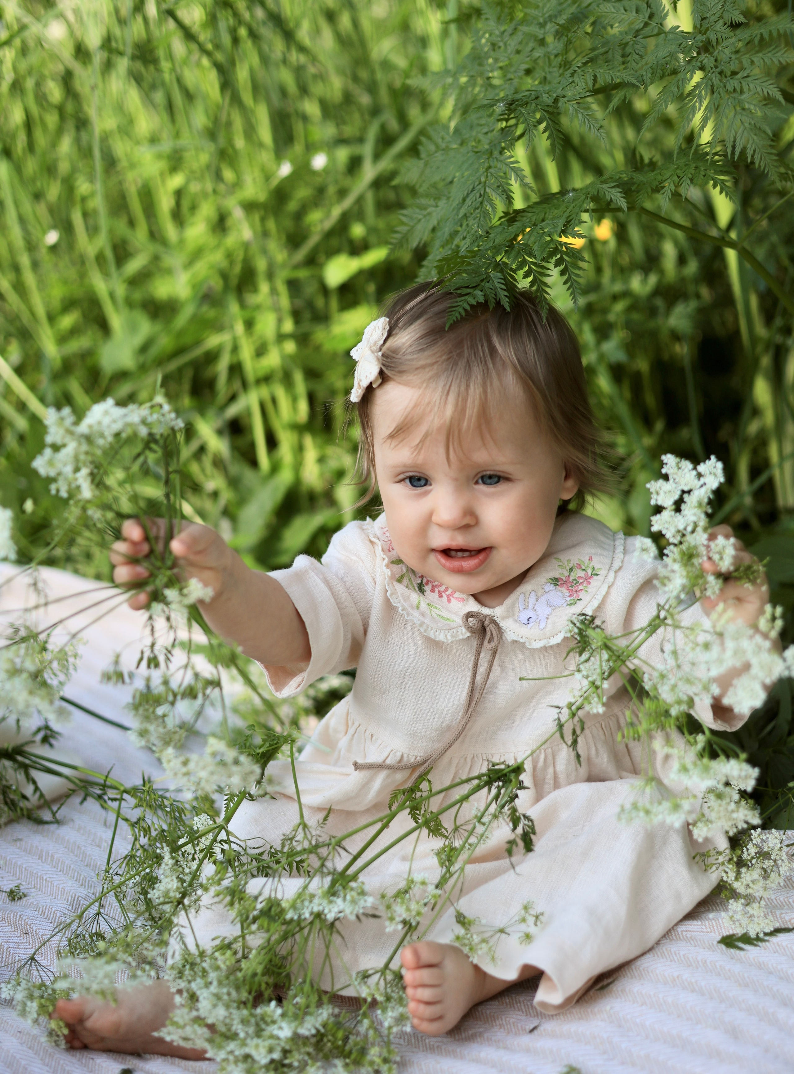 Ksenia and Eseniya. Family, portrait, content photo in Costa Rica Evgeniya Besprozvannykh