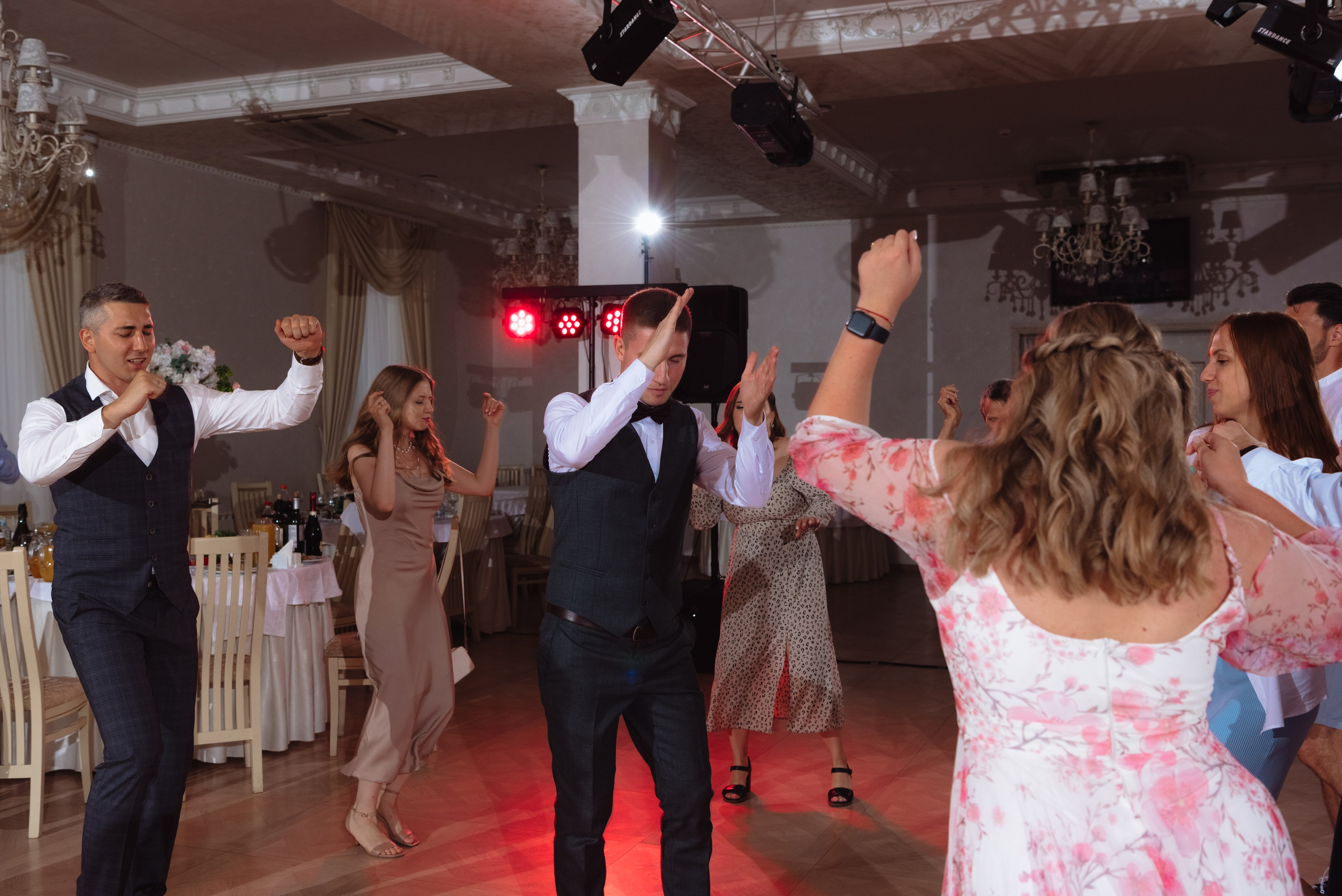 Денис и Тамара. Свадебный фотограф Кузьмина Лилия