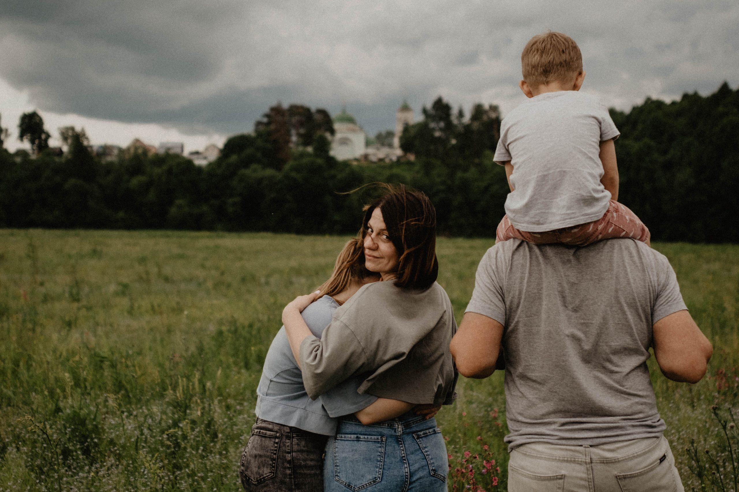 Тома, Толя, Ева и Марк. Свадебный фотограф Оля Григунова