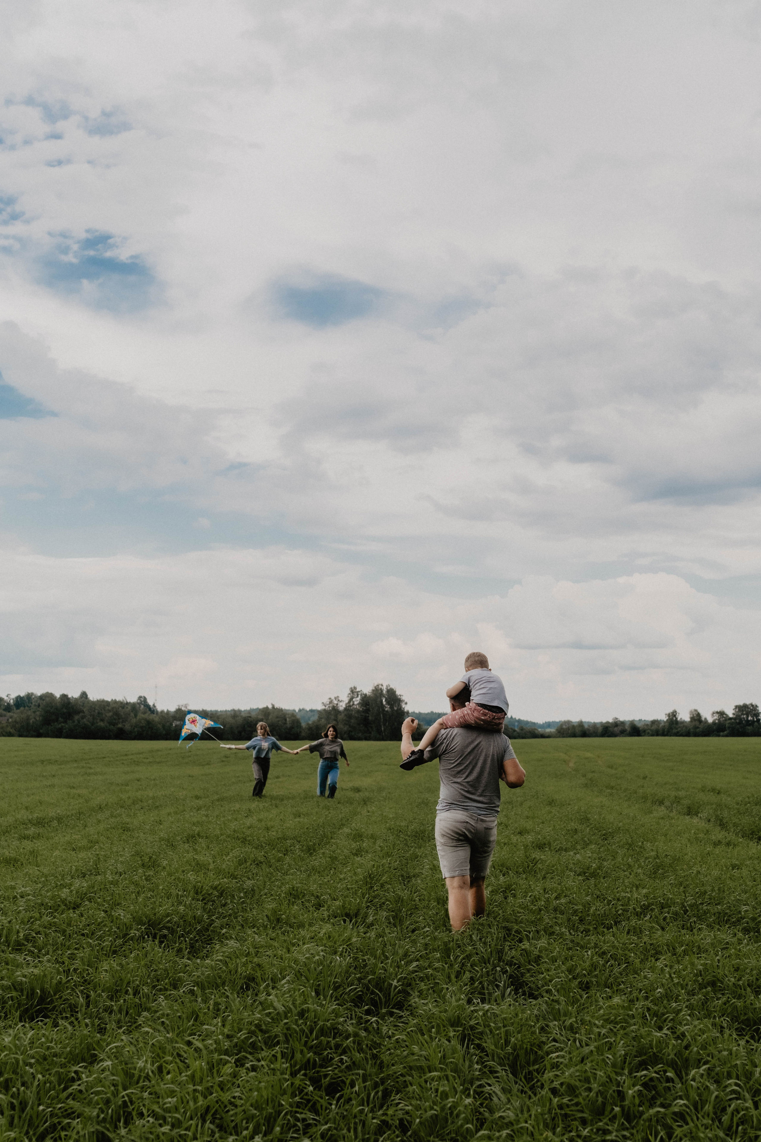 Тома, Толя, Ева и Марк. Свадебный фотограф Оля Григунова