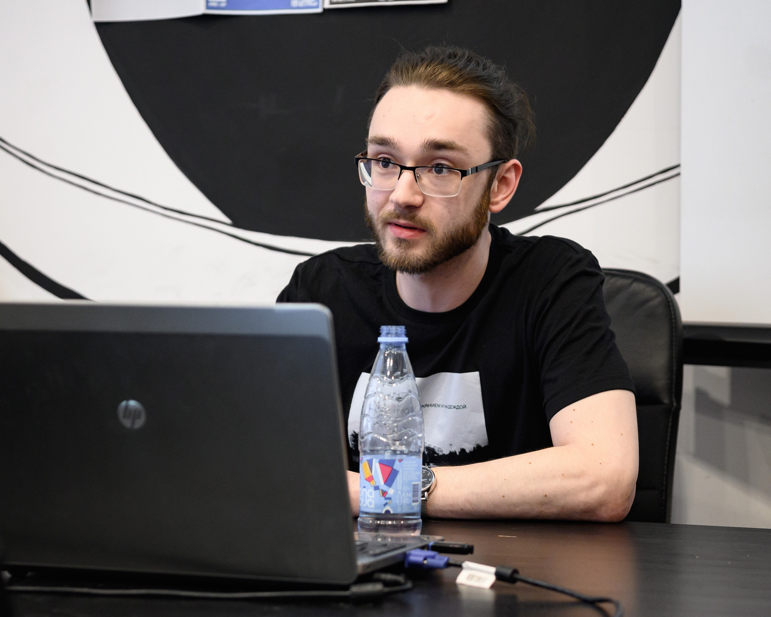 Научный круглый стол. Ларичев Алексей — индивидуальный и репортажный фотограф Москва