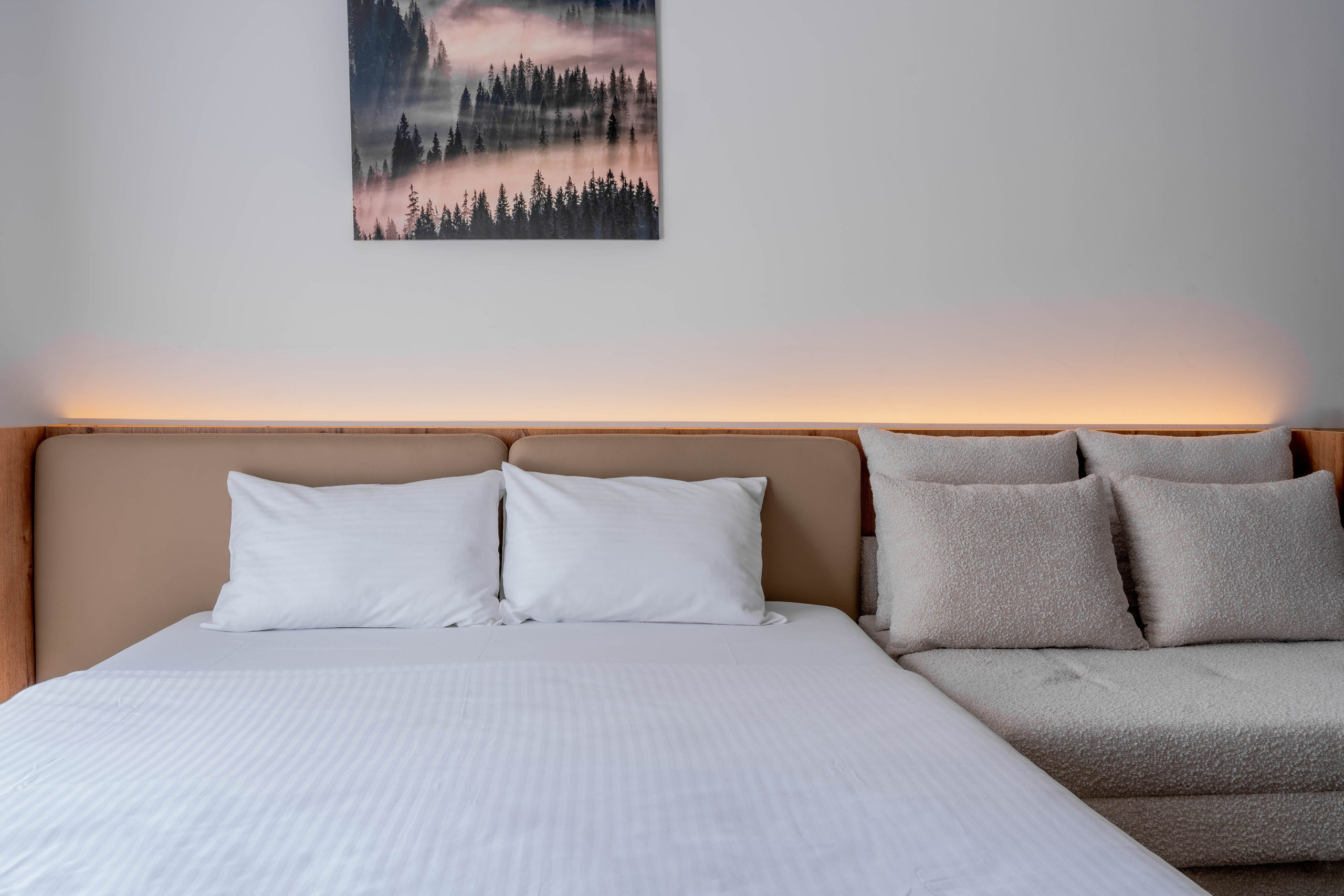 Madre interiors. Photographer Liana Sudets Serbia Kopaonik Brzece Brus