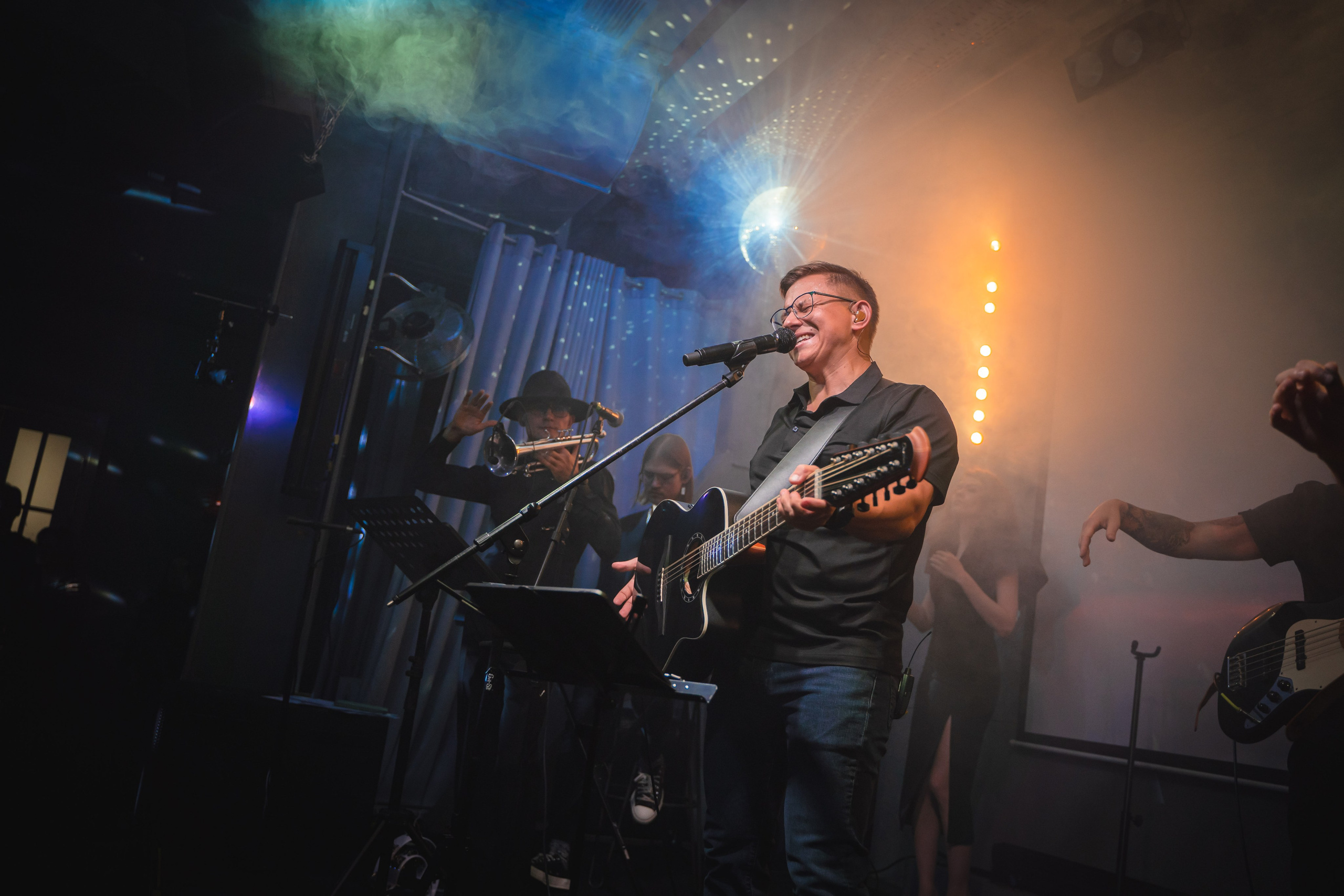 Концерт Олега Покусаева. Главная